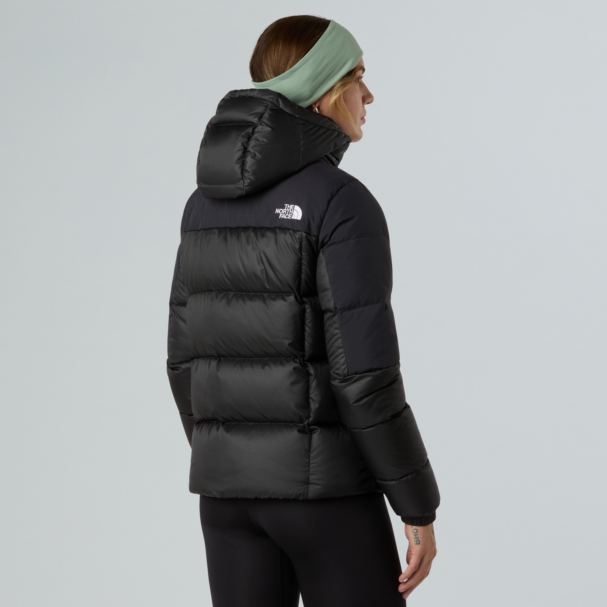 The North Face Daunenjacke »W DIABLO DOWN 2.0 HOODED JACKET«, (1 St.), Daunenfüllung, sehr warm, winddicht