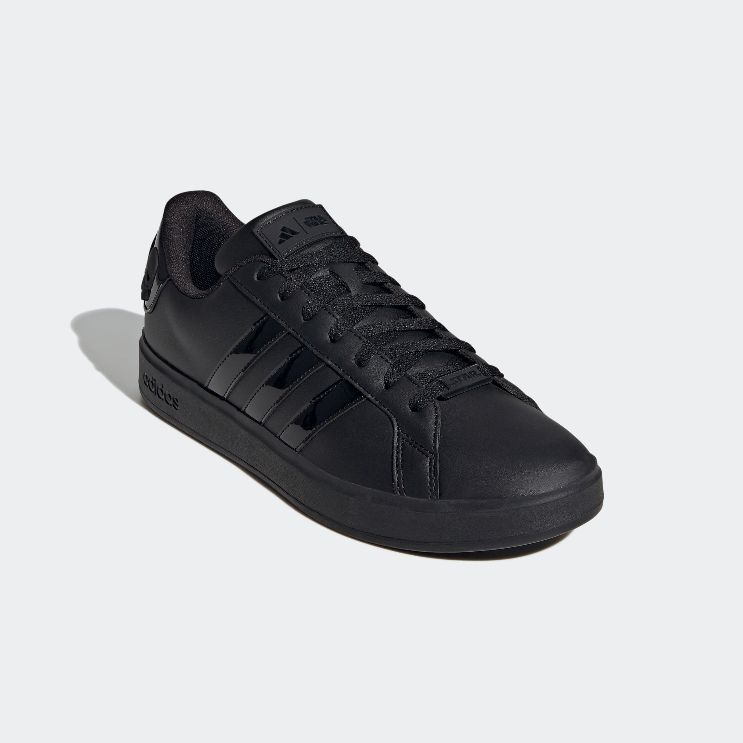 adidas Sportswear Sneaker »ADIDAS STAR WARS GRAND COURT SCHUH«, Design auf den Spuren des adidas Superstar