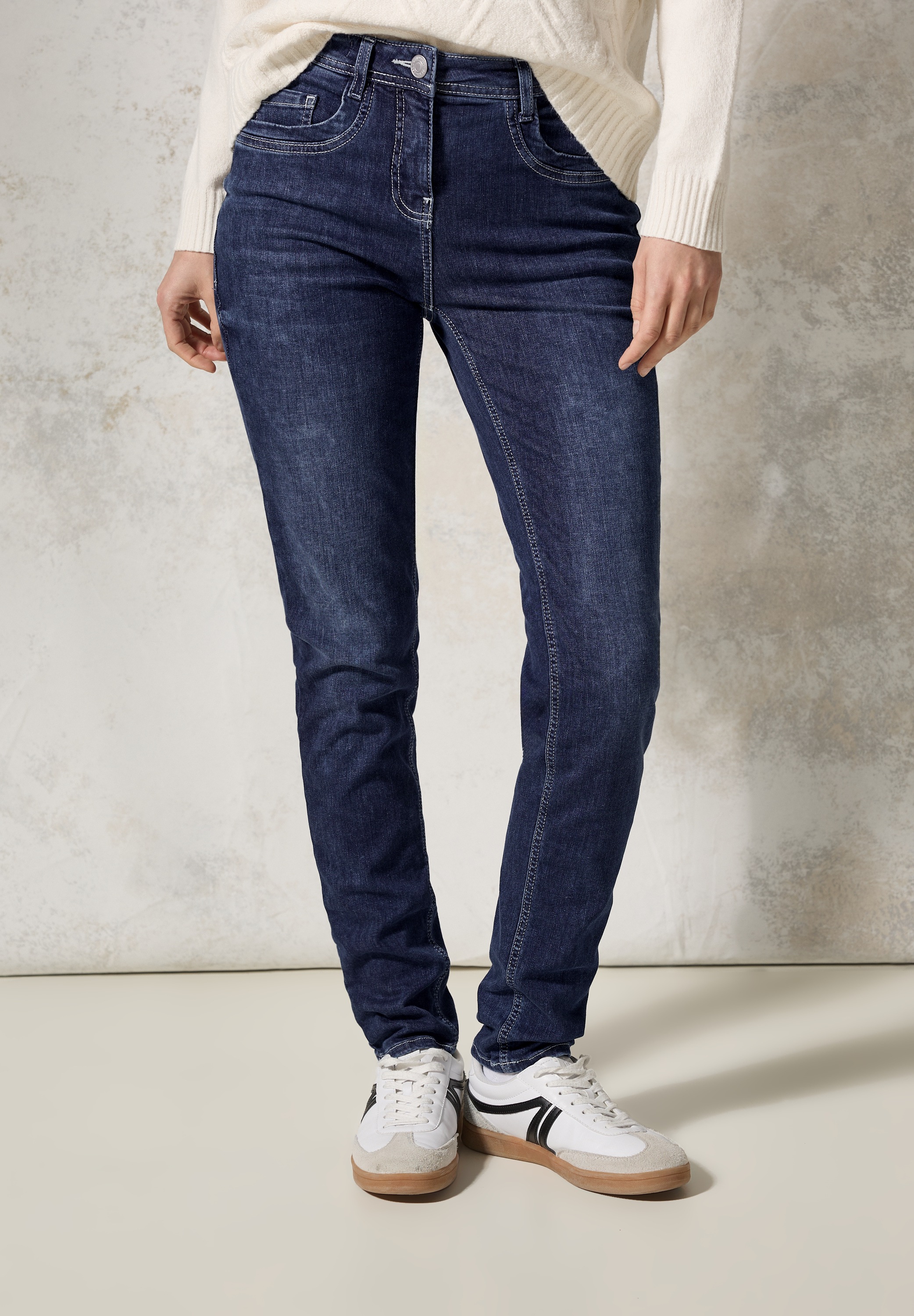 Cecil Slim-fit-Jeans, in dunkelblauer Waschung