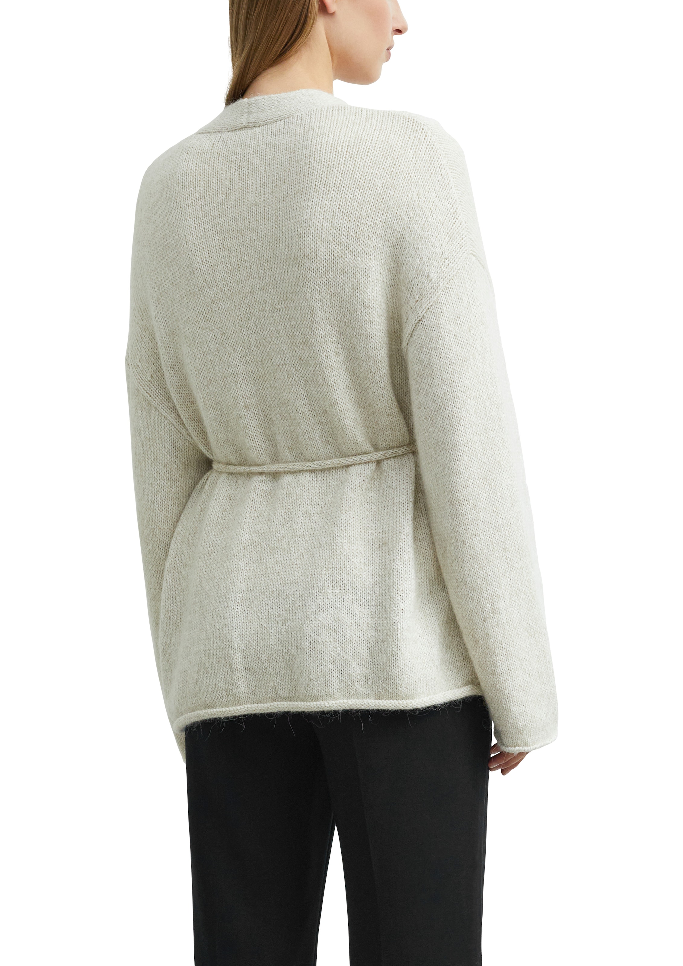 Comma Strickjacke offen und mit Bindeband
