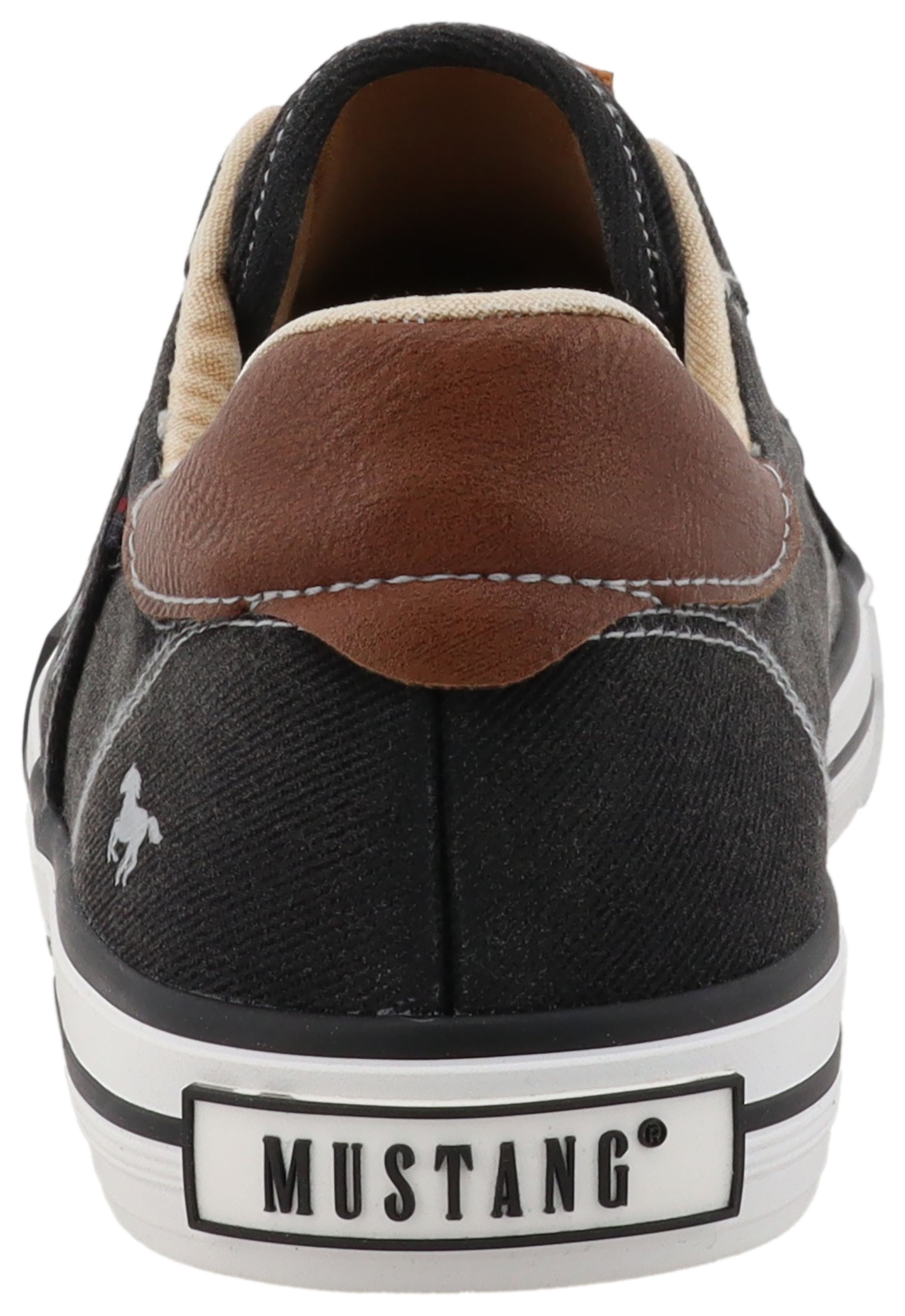 Mustang Shoes Slip-On Sneaker »Calogero«  Slipper, Freizeitschuh, Halbschuh mit Kontrastnähten