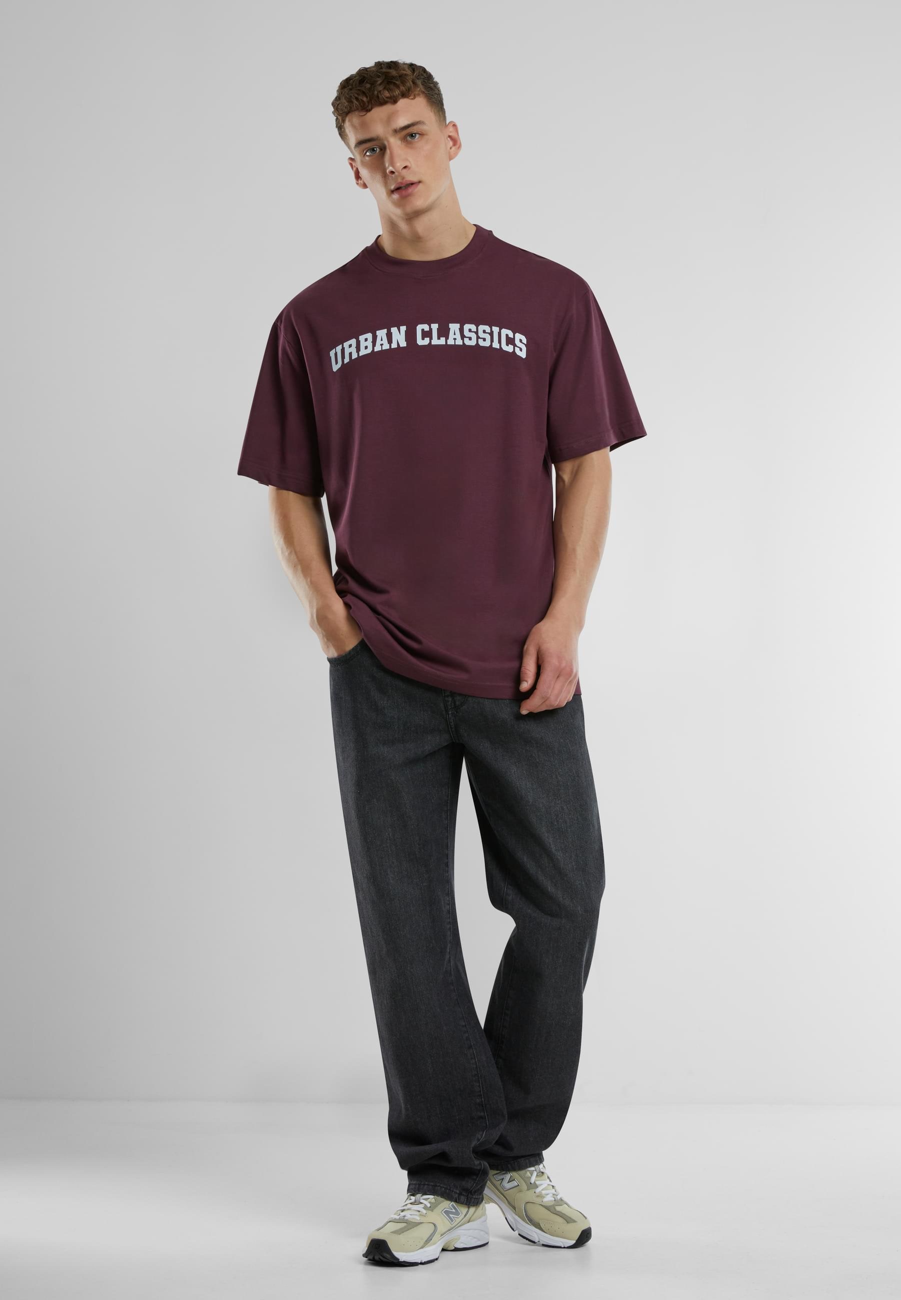 URBAN CLASSICS T-Shirt »Urban Classics UC College Logo Tall Tee«, (1 tlg.)