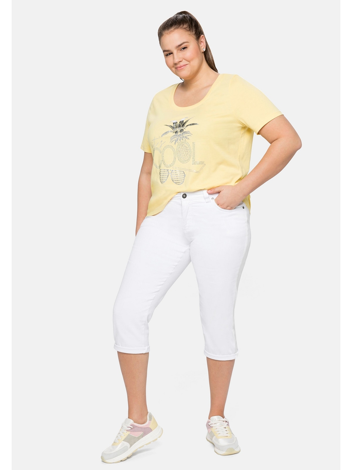 Sheego T-Shirt »Große Größen«, Frontdruck schimmerndem online kaufen mit BAUR | und Glitzersteinen