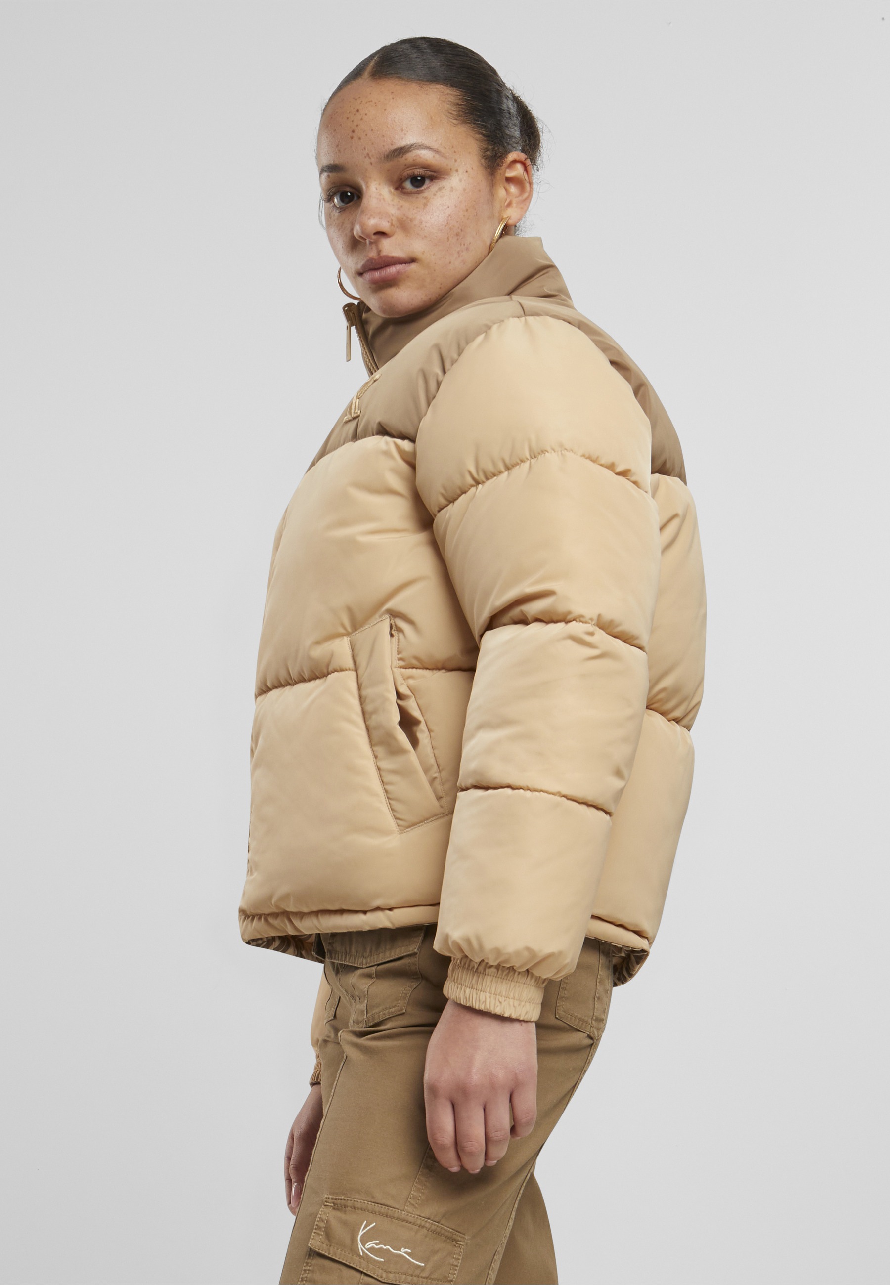 Karl Kani Winterjacke »Karl Kani Karl Kani OG Revsersible Puffer Jacket« 1 Stk. tlg. ohne Kapuze