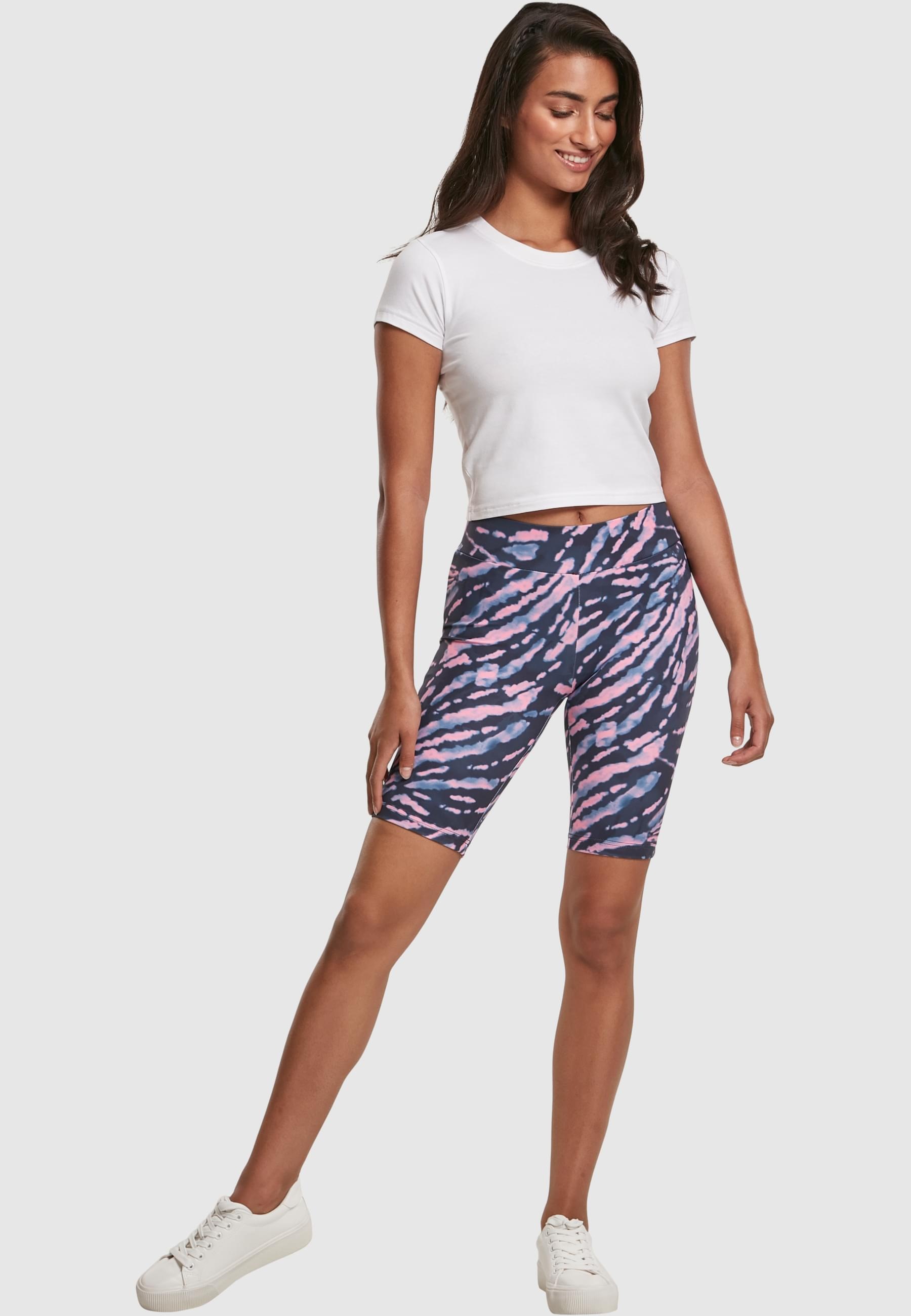 URBAN CLASSICS Stoffhose »Urban Classics Damen Ladies Tie Dye Cycling Shorts«, (1 tlg.)