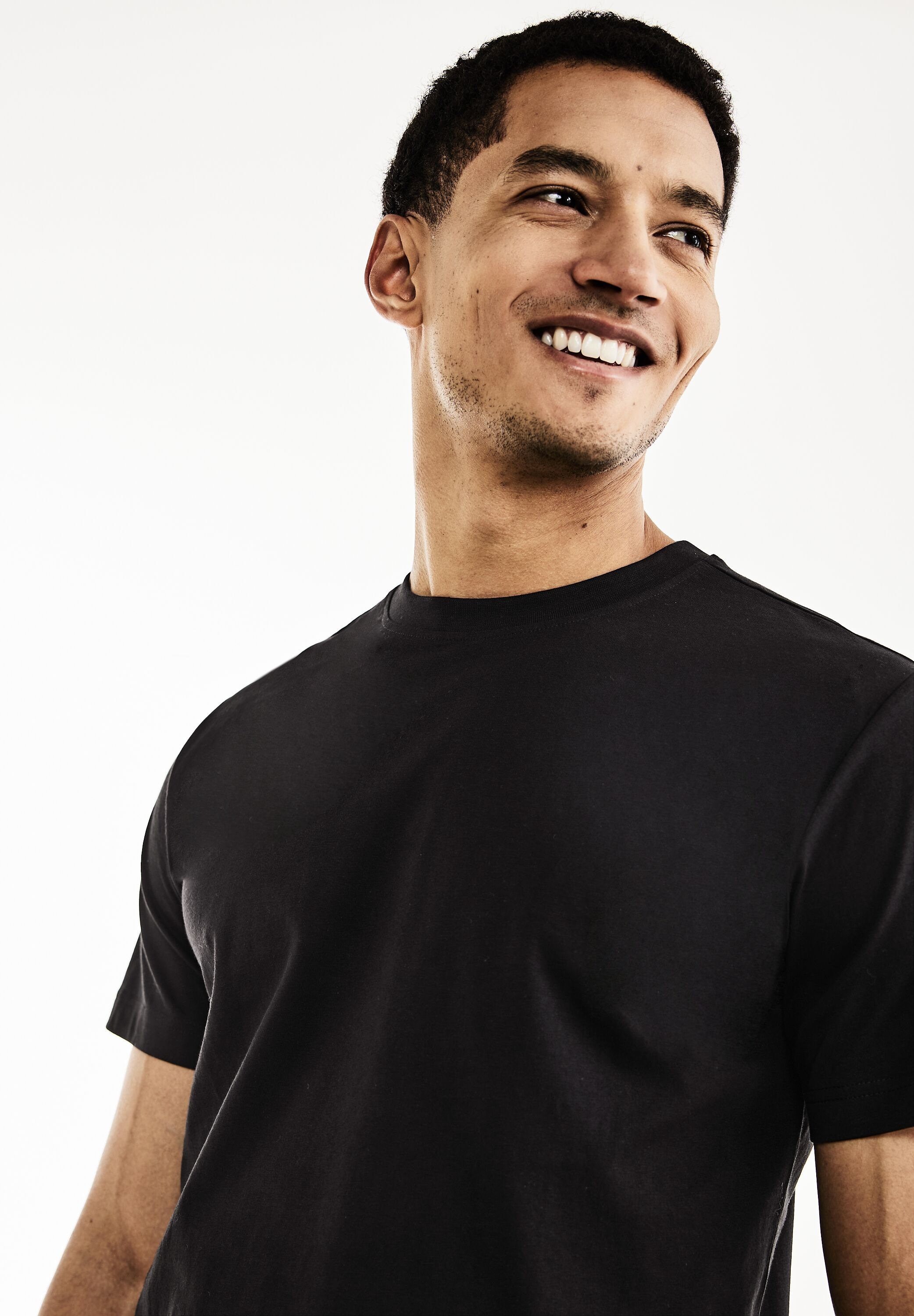 STREET ONE MEN T-Shirt, mit Rundhalsausschnitt