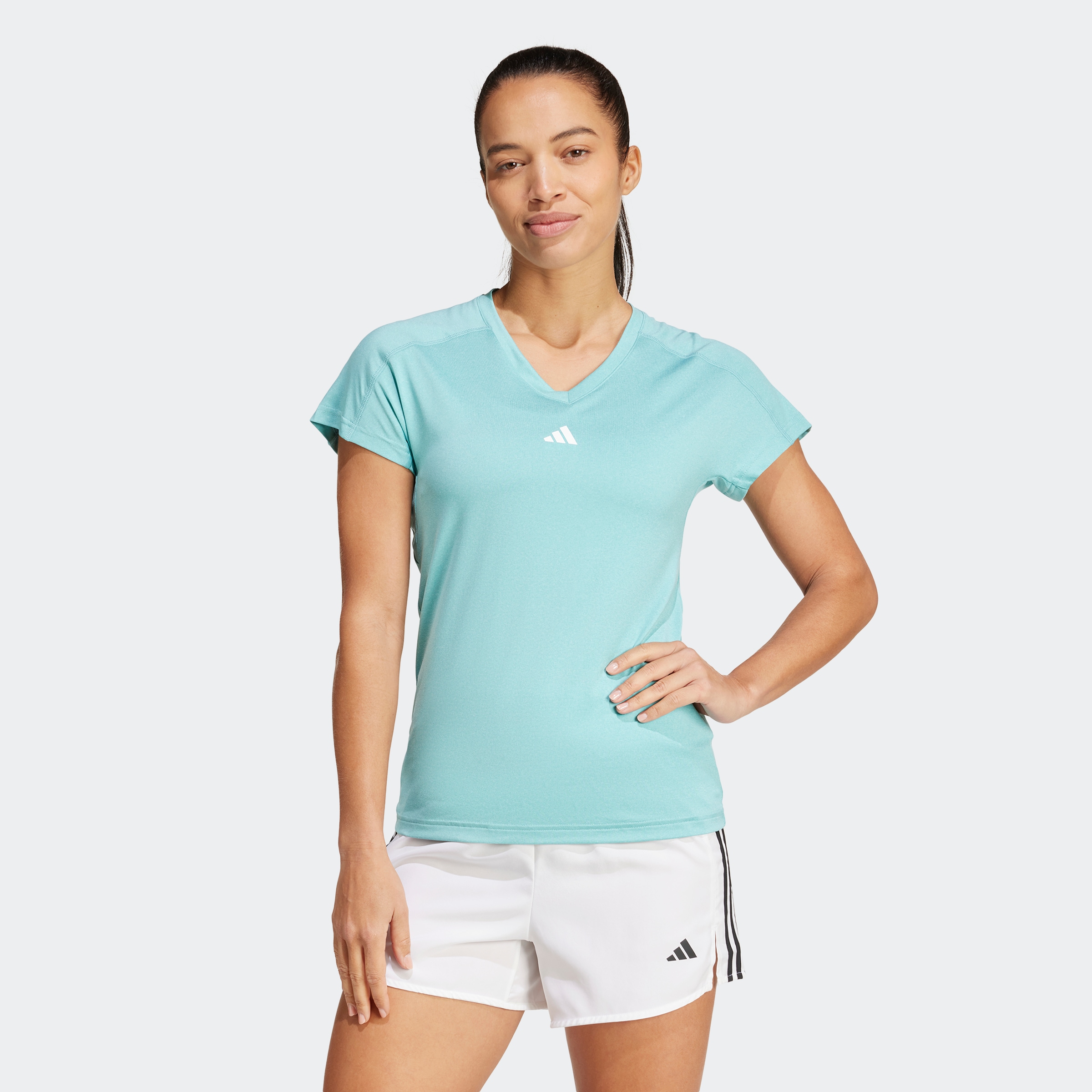 adidas Performance T-Shirt »AEROREADY TRAIN ESSENTIALS MINIMAL BRANDING V-NECK«