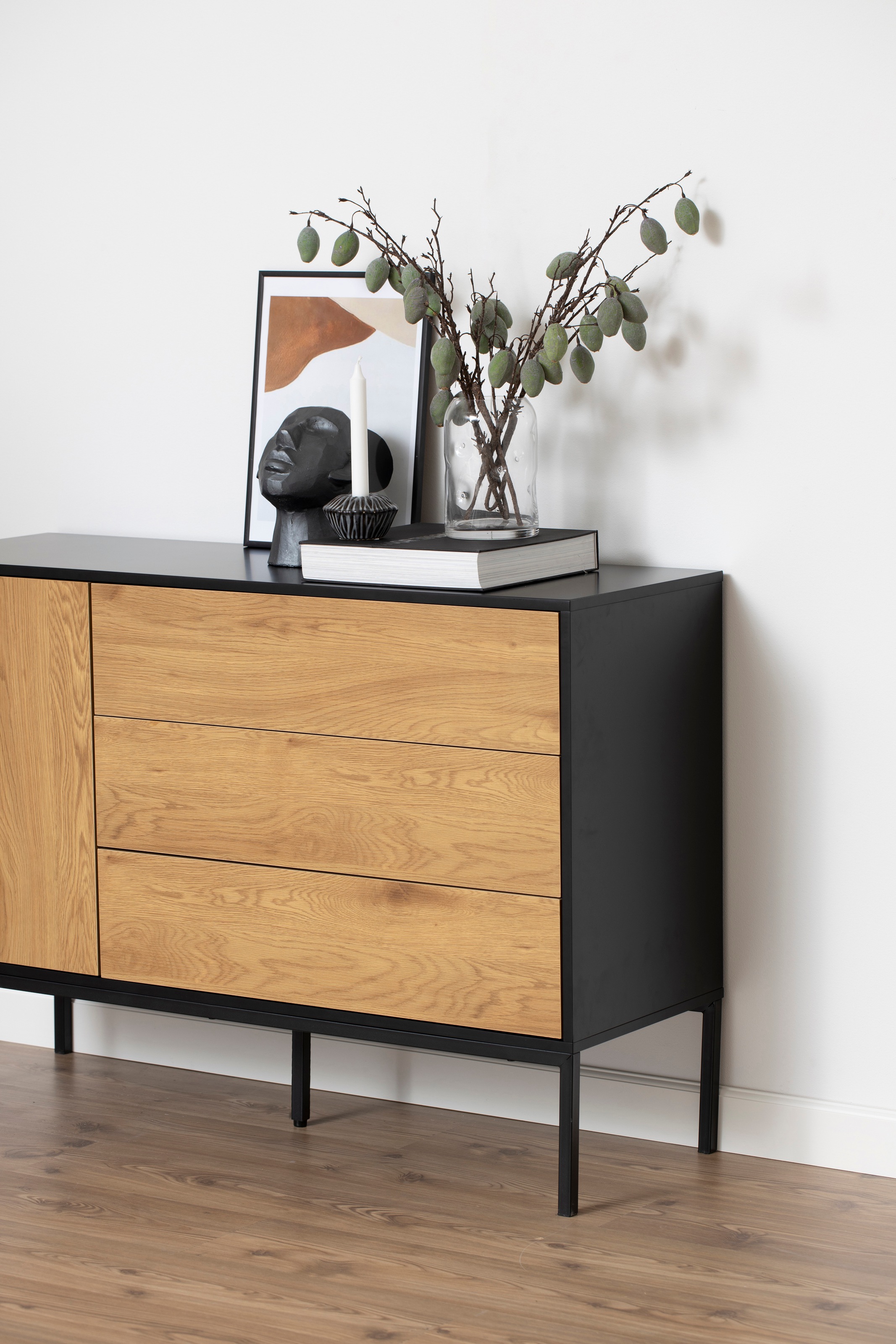 ACTONA GROUP Sideboard, (1), schwarze Kontrastrahmen, 1 Tür und 3 Schubladen, Breite 120 cm