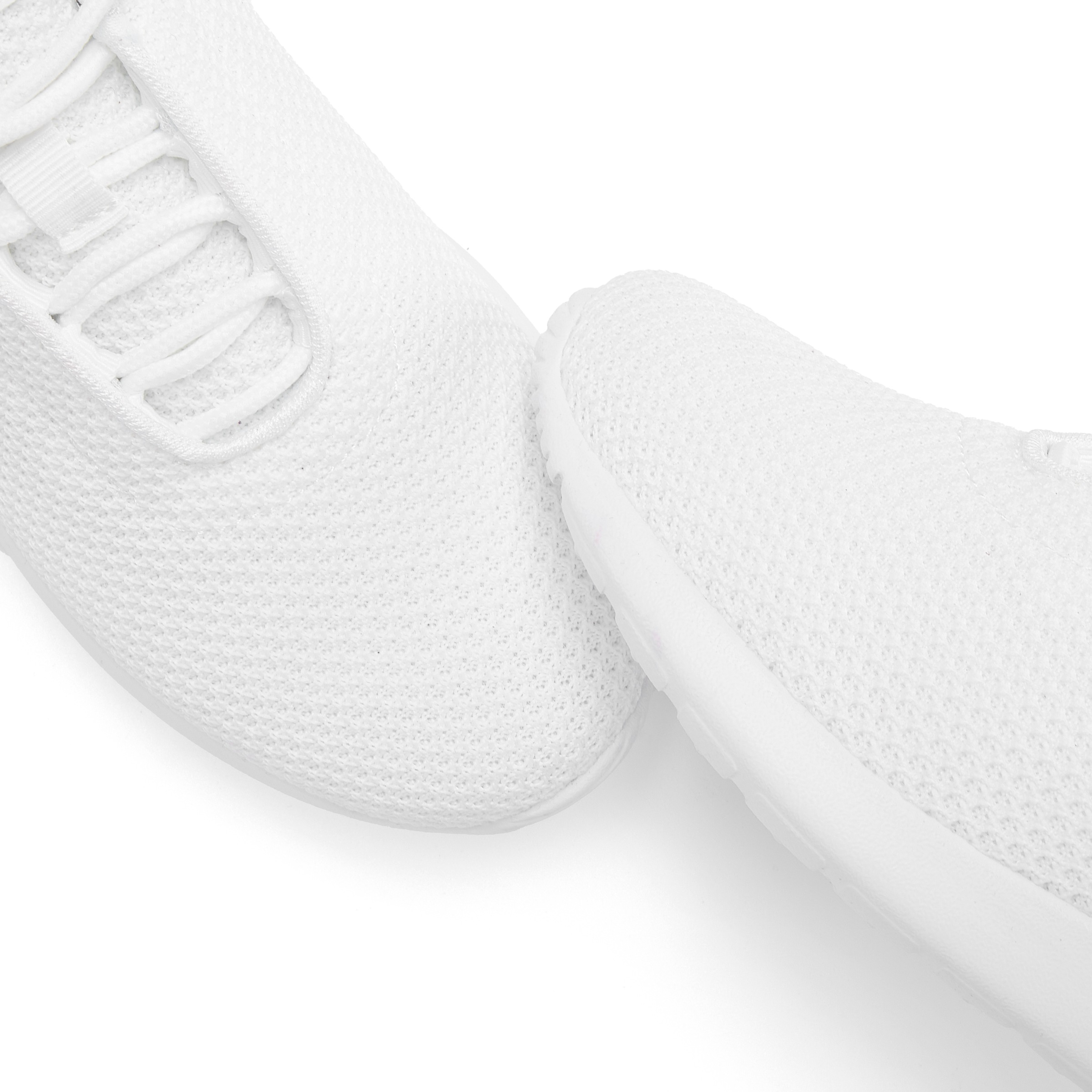Sneaker LASCANA ACTIVE "Halbschuh, Turnschuhe", Damen, Gr. 35, weiß, Obermaterial: 100% Textilmaterial. Decksohle: 100% Textilmaterial. Futter: 100% Textilmaterial. Laufsohle: 100% Synthetik, unifarben, Basic, Schuhe Sneaker, mit atmungsaktivem Mesh-Oberm 3