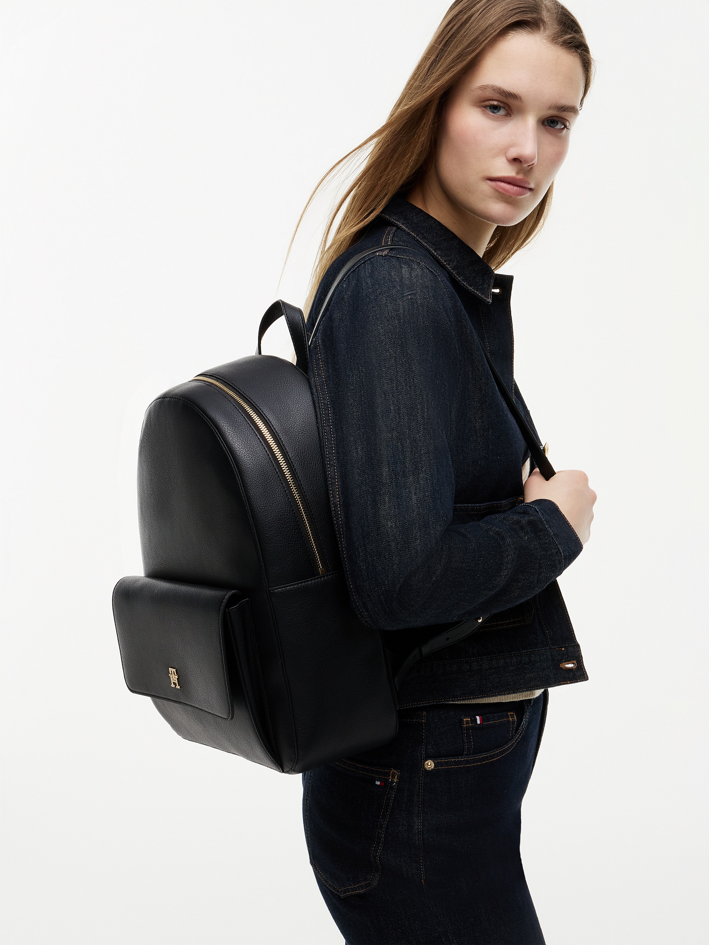 Tommy Hilfiger Rucksack »TH ICON BACKPACK« Freizeitrucksack mit praktischem Vordertaschenfach
