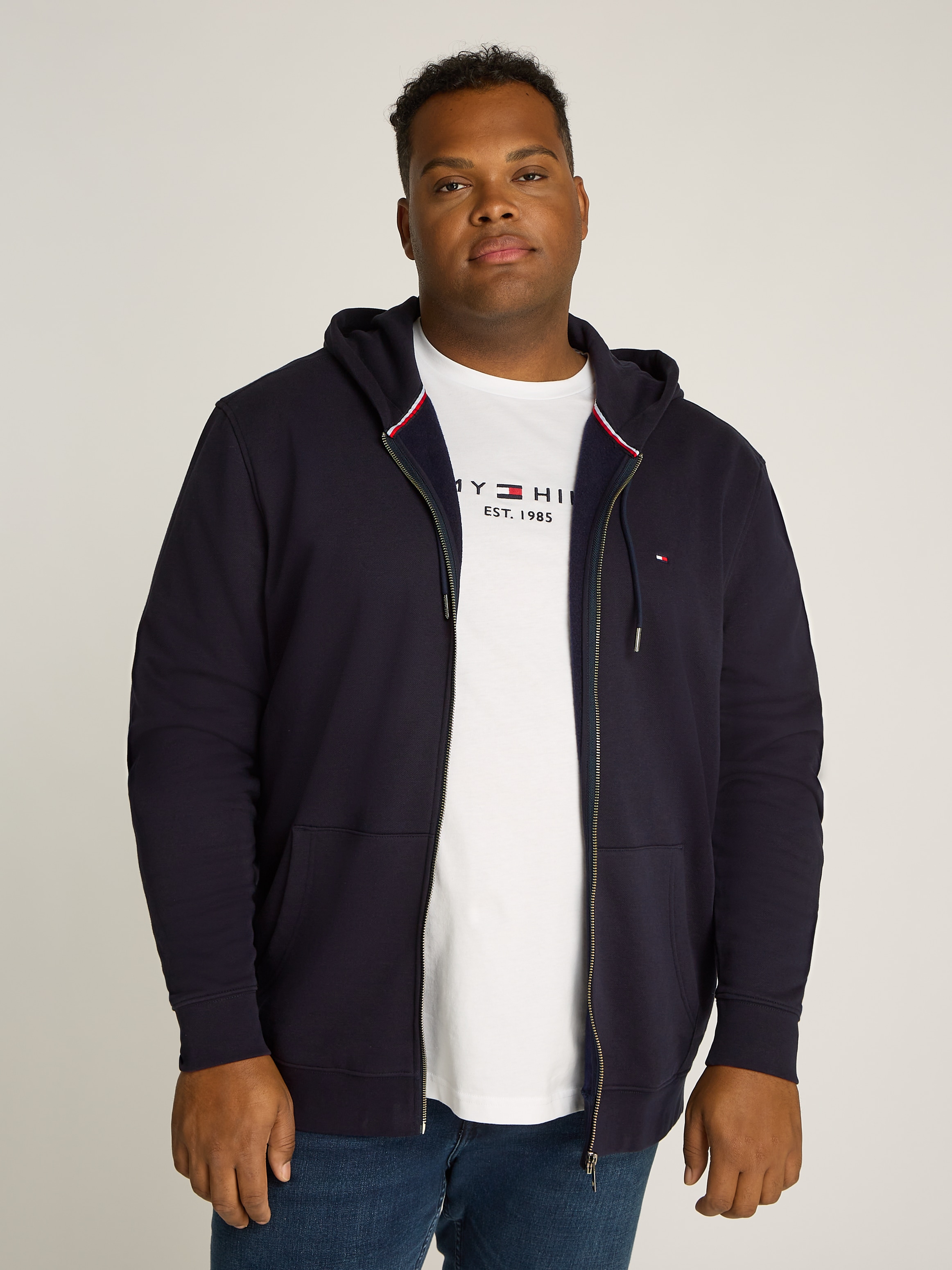 Tommy Hilfiger Big & Tall Sweatjacke "BT-IM NA FLAG LOGO ZP THRU HDY-B", Große Größen mit Logostickerei