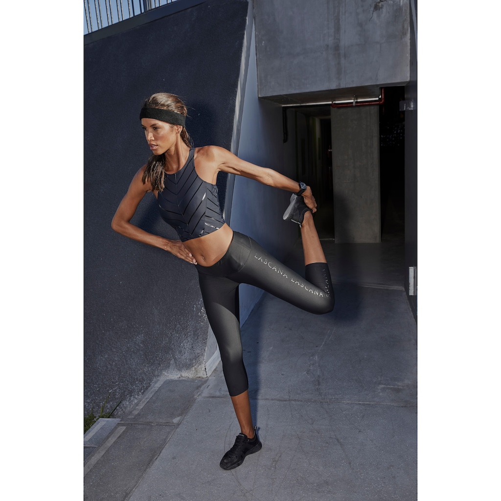 LASCANA ACTIVE Caprileggings, mit glänzendem Logoschriftzug