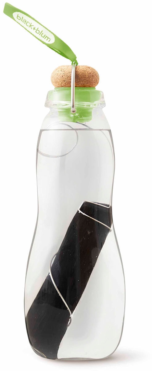 black+blum Trinkflasche »Eau Good«, auslaufsicher, Aktivkohlefilter für gesünderes Wasser, 650 ml