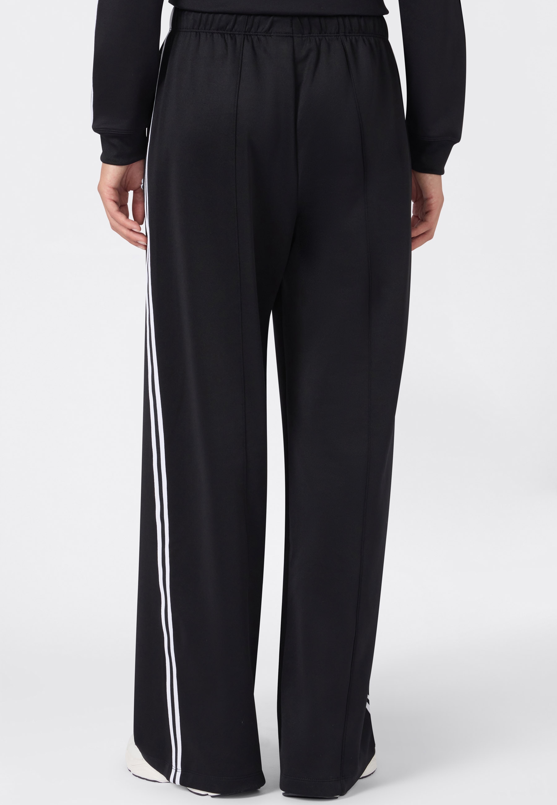 Champion Jogginghose »SPORTWEAR TRACK PANTS Loose Fit«  mit lockerer Passform, formstabil, flexibel