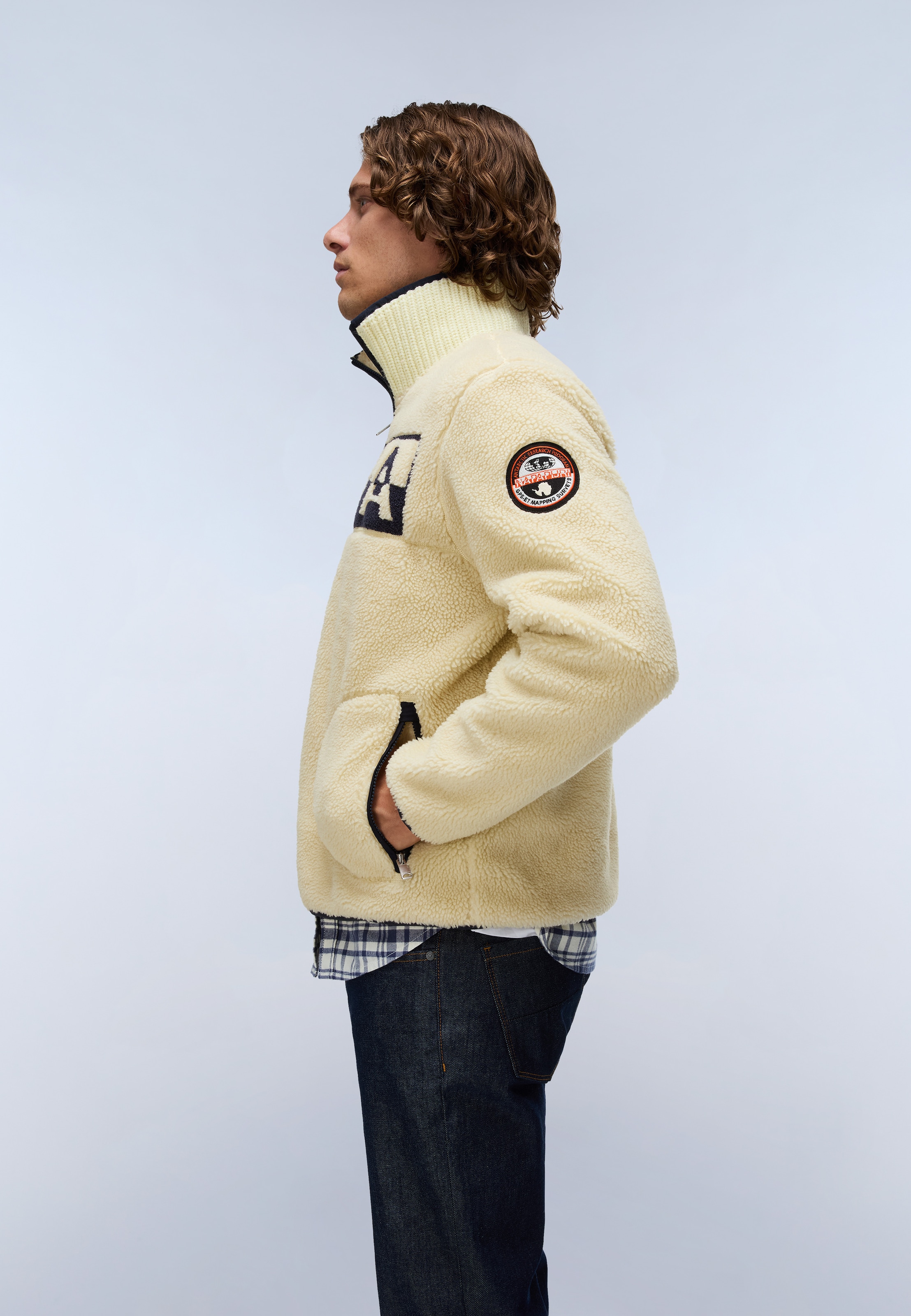 Napapijri Fleeceshirt »T-ARCHIVE FLEECE HZ PUTTY N5E« aus Polyester, mit weichem Griff, auch in großen Größen