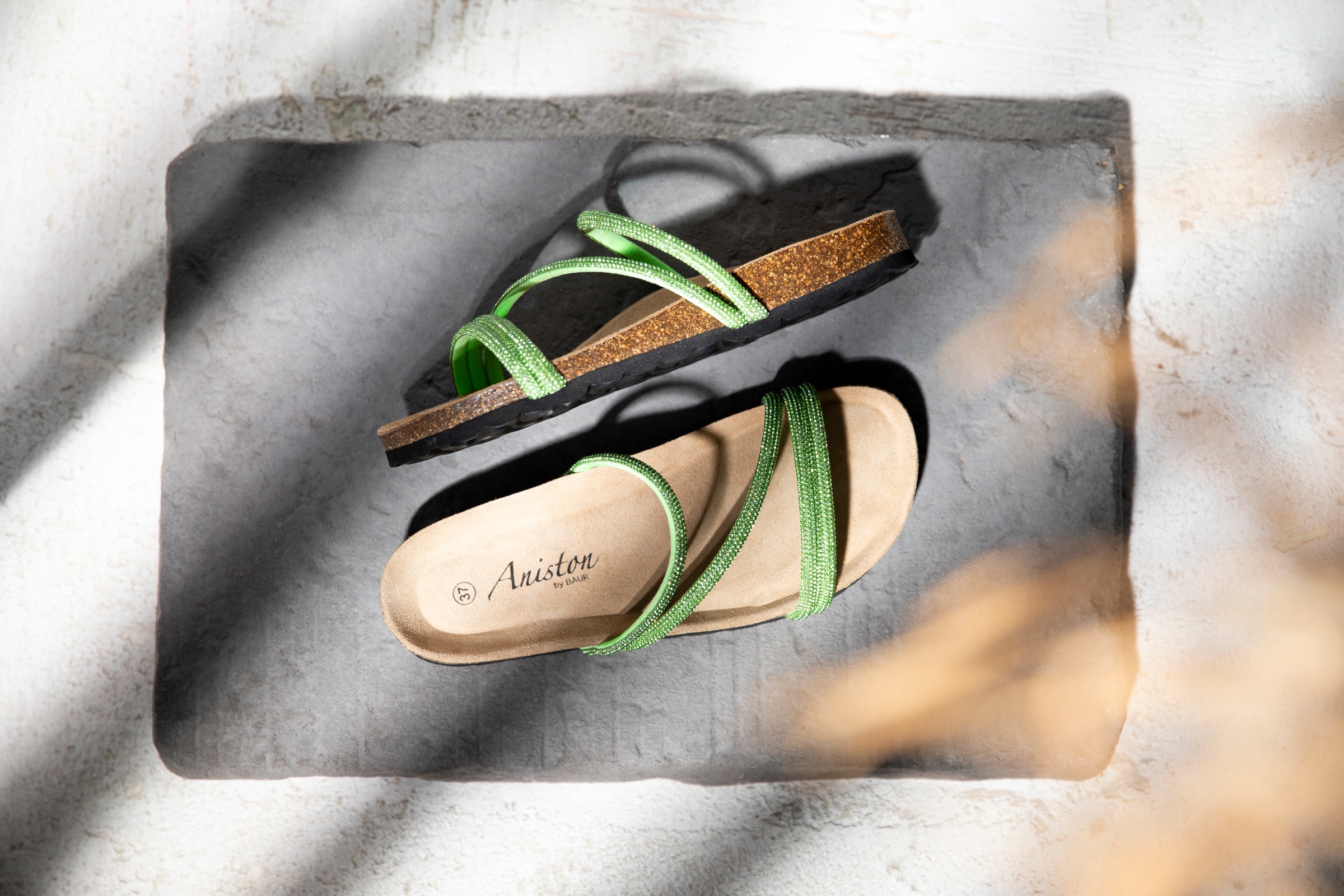 Aniston SHOES Pantolette, Sommerschuh, Strandschuh, Glitzersteine - NEUE KO günstig online kaufen