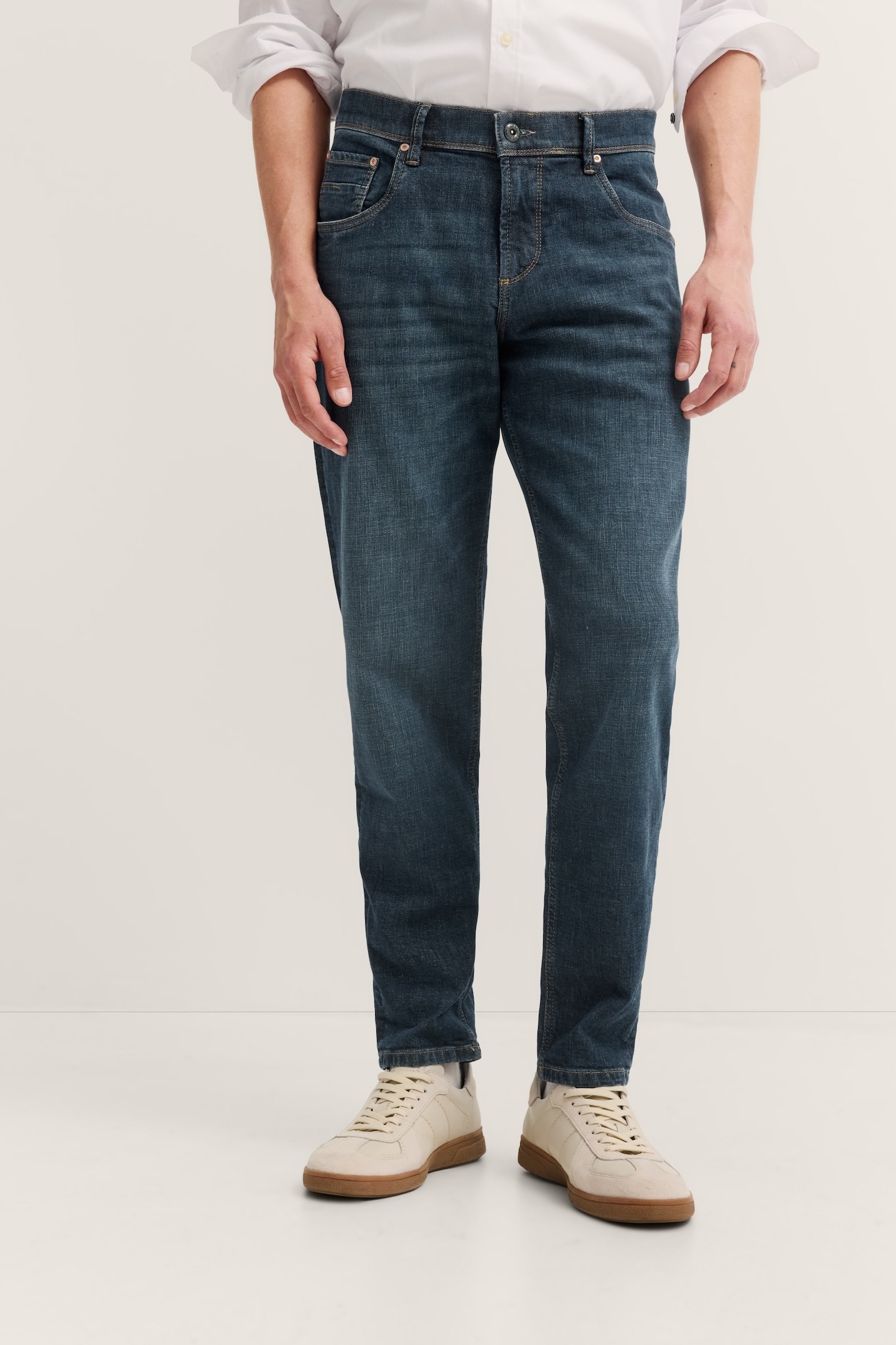 bugatti "Tapered Fit" aus Stretch Handcrafted Denim