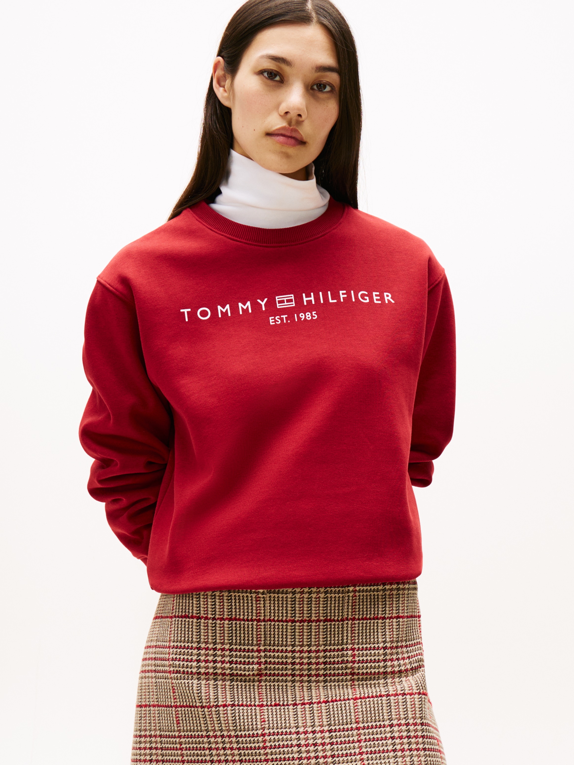 Tommy Hilfiger Sweatshirt "MDRN REG CORP LOGO C-NK SWTSHRT", mit Logoschrif günstig online kaufen