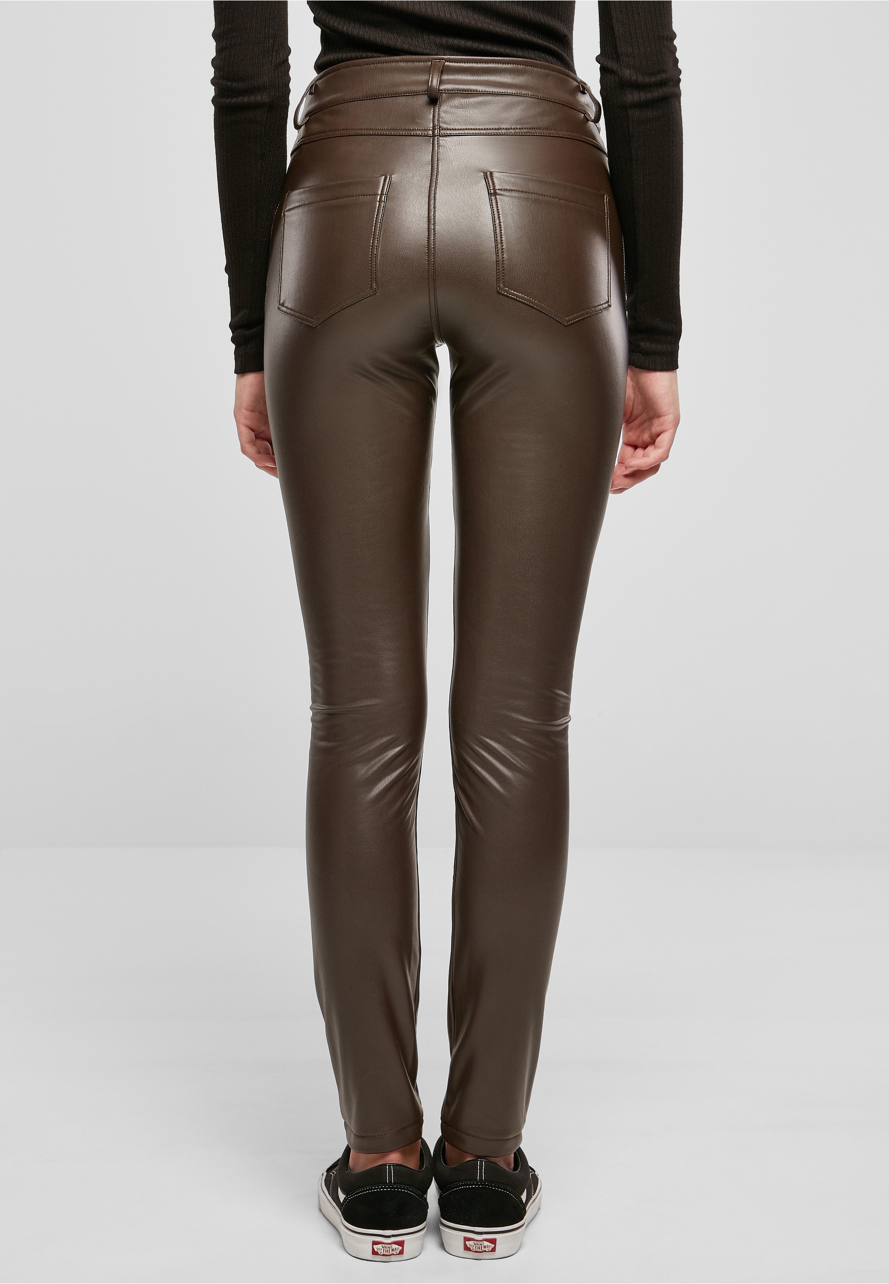 URBAN CLASSICS Lederhose »Urban Classics Damen Ladies Mid Waist Synthetic Leather Pants«