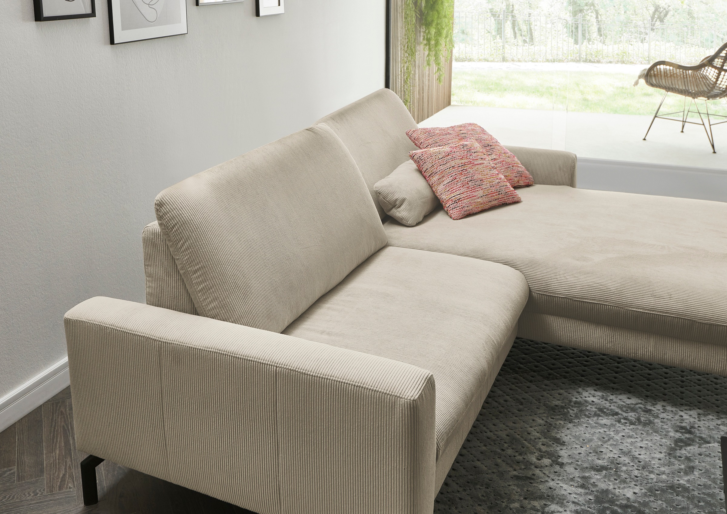 Die PlanBar Ecksofa wahlweise mit Kopfstützen und Sitztiefenverstellung