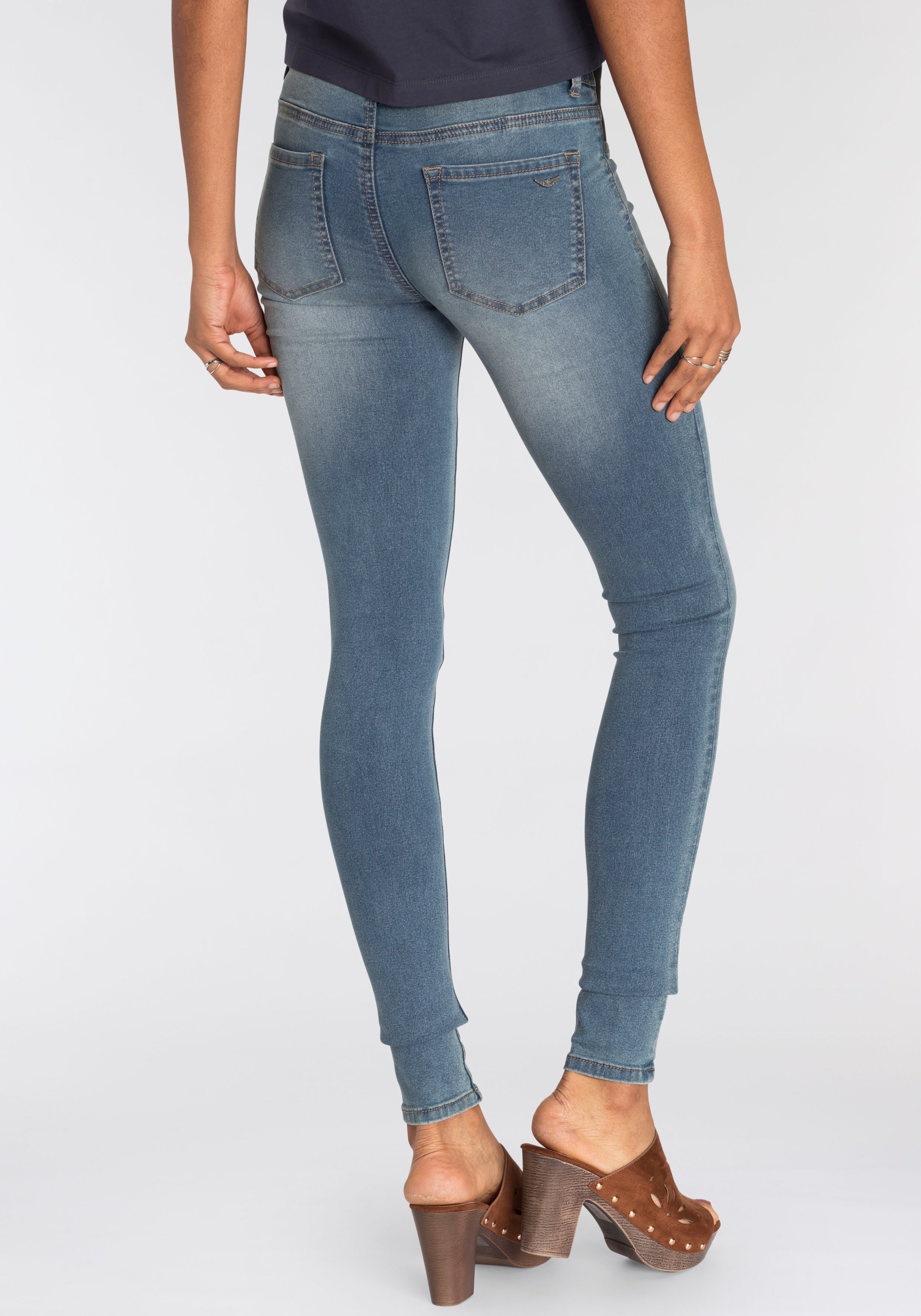 Arizona Skinny-fit-Jeans "Ultra Stretch", skinny-fit, mit Used-Look-Crinkle günstig online kaufen