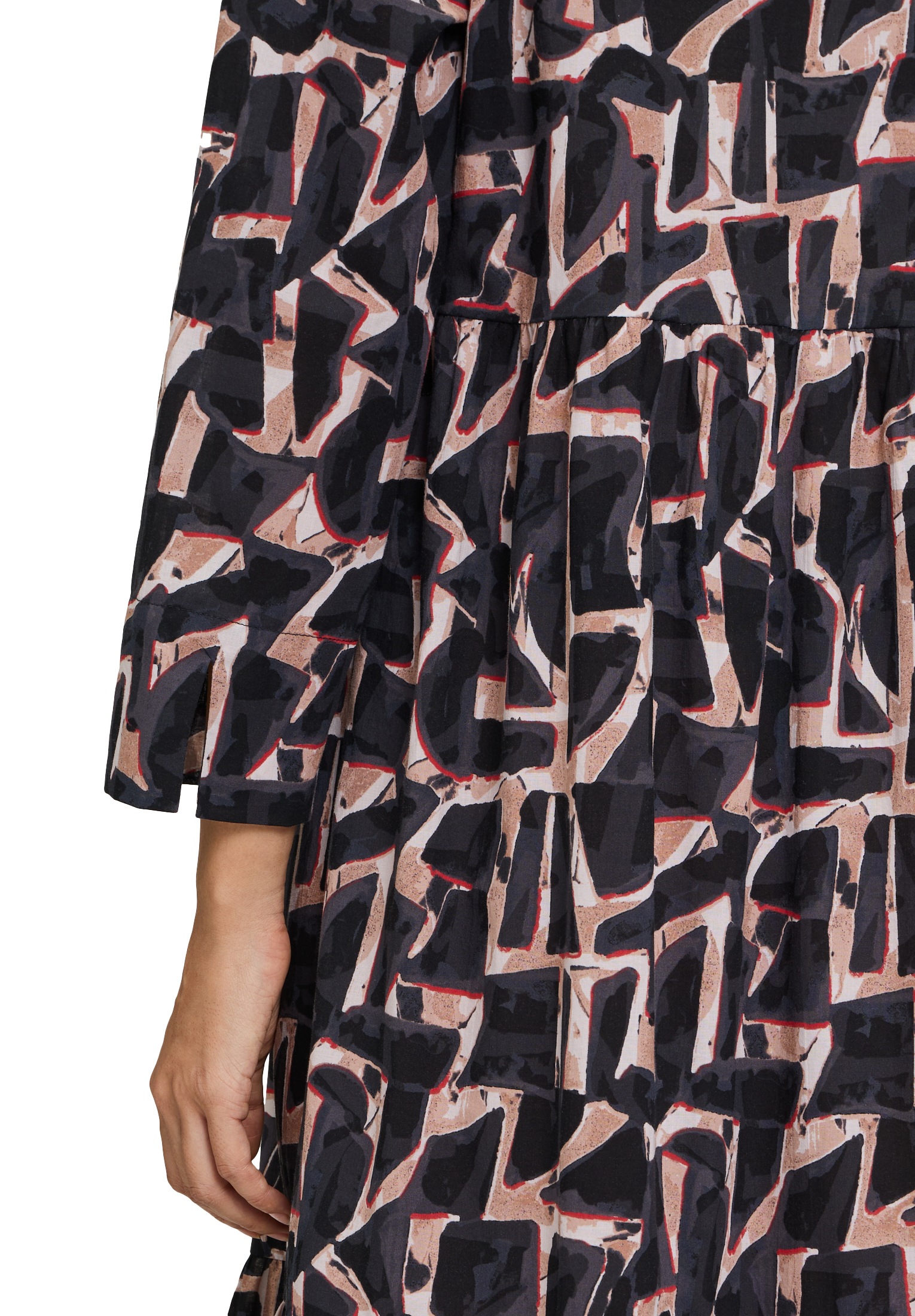 Betty&Co Sommerkleid »Betty & Co Stufenkleid mit Print«, Druck