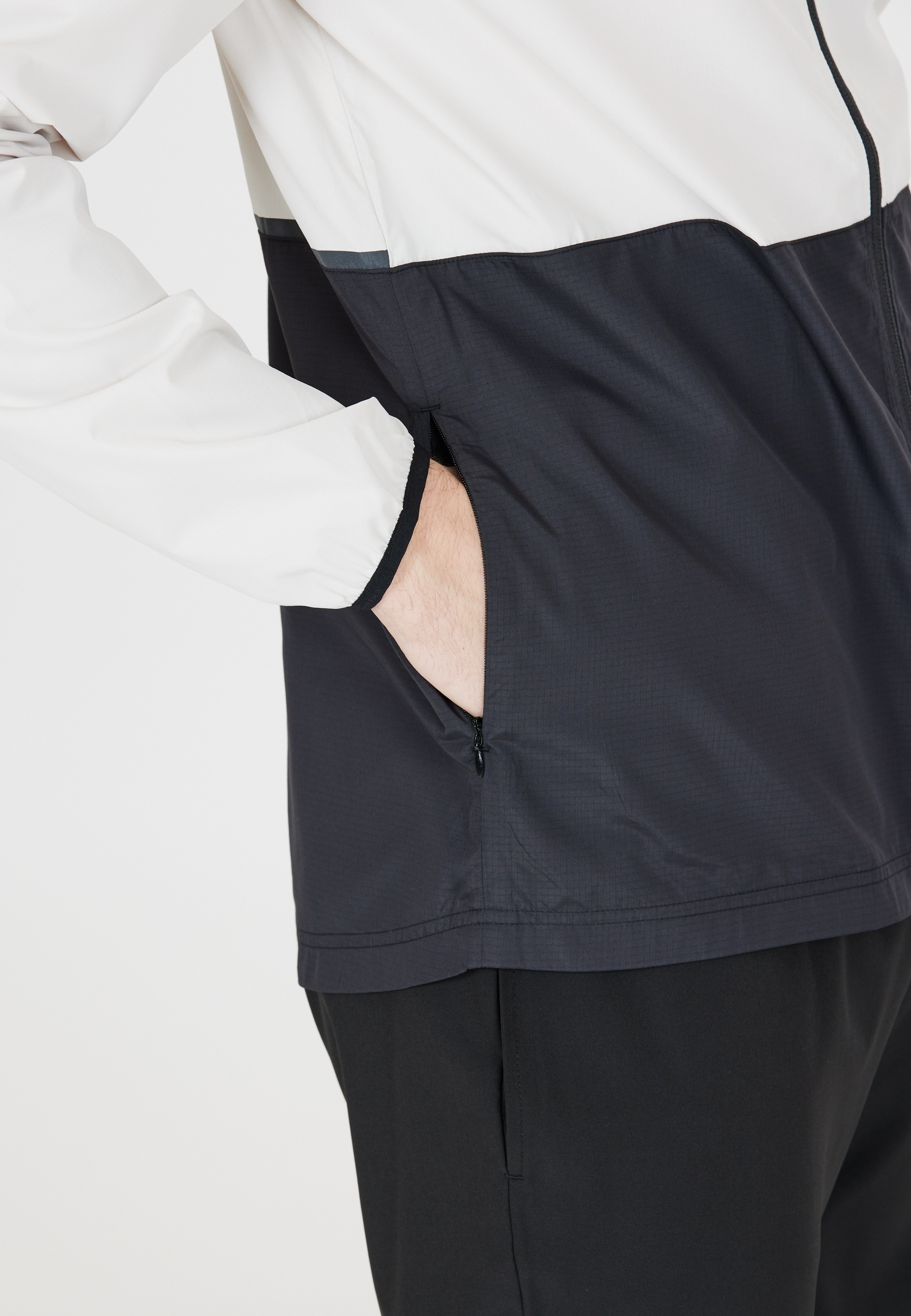 ENDURANCE Outdoorjacke »Hugoee«, aus winddichtem Material