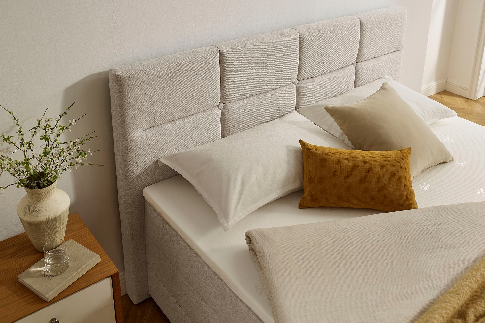 INOSIGN Boxbett »Fillmore inkl. Bettkasten, Liegefläche 180x200 cm, in Boxspring-Optik«, inkl. Topper, erhältlich in verschiedenen Farben