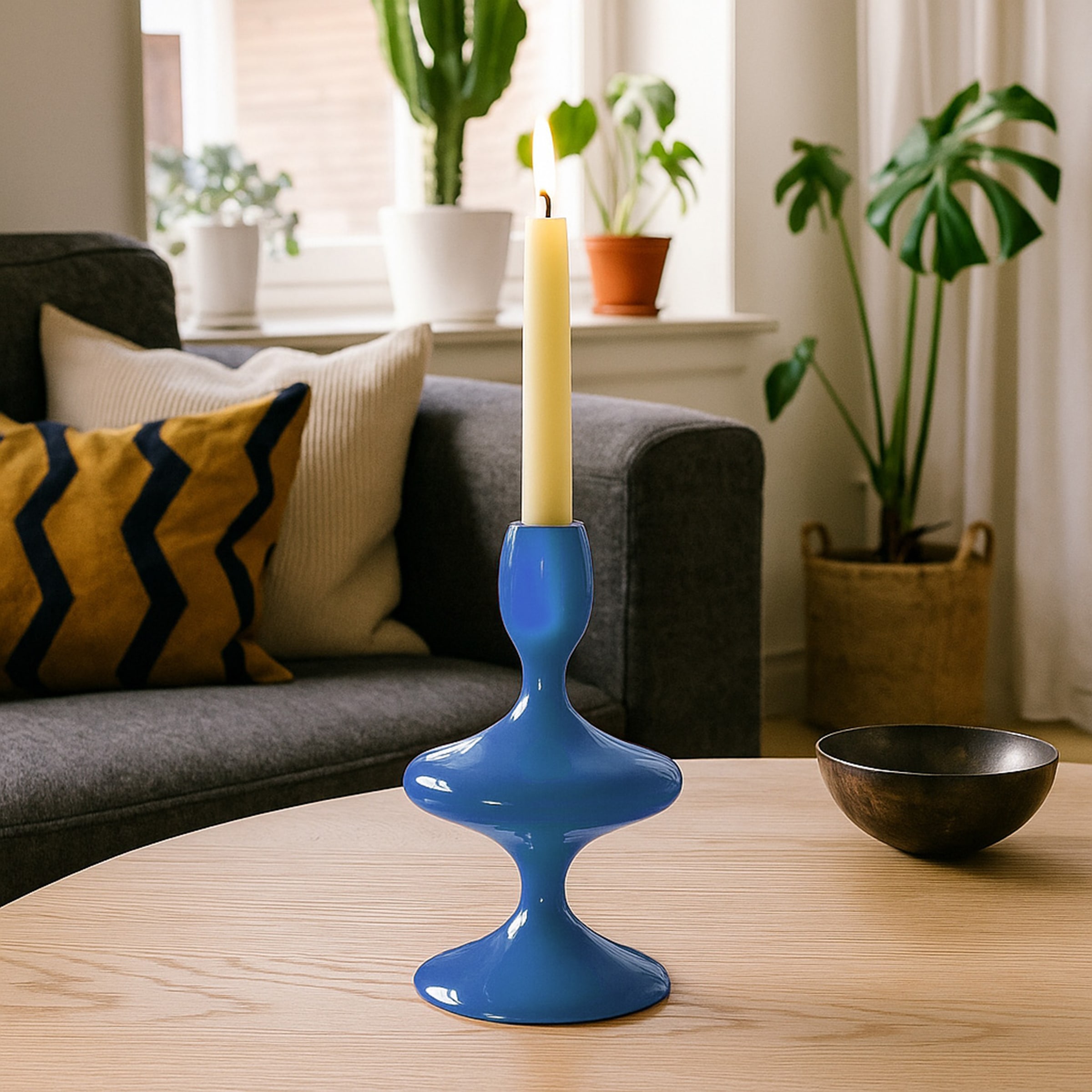 MIRRORS AND MORE Kerzenhalter »LAUREEN« Außergewöhnliche, moderne Form