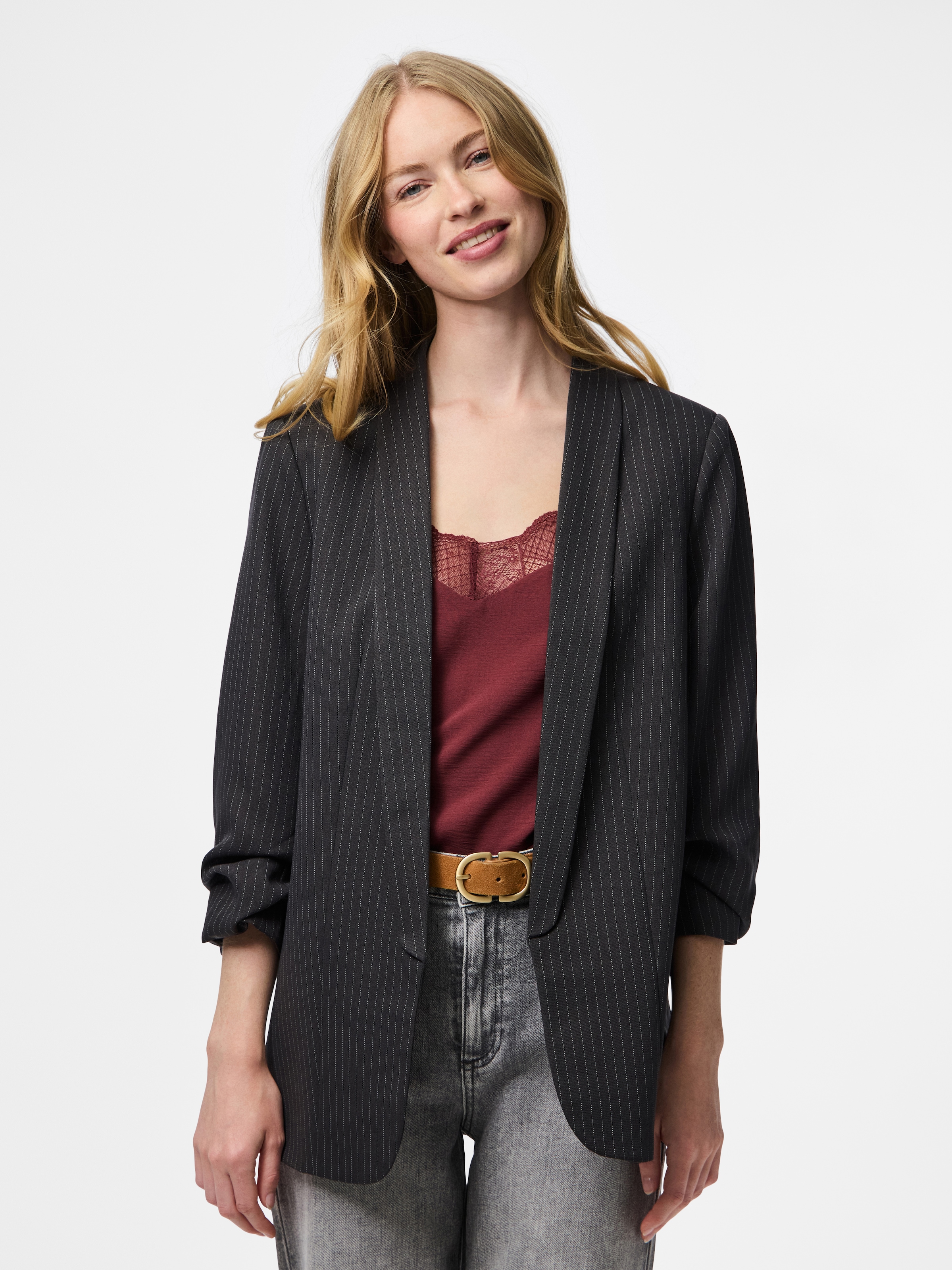 pieces Blusenblazer "PCBOSELLA 3/4 PINSTRIPE BLAZER NOOS BC" günstig online kaufen