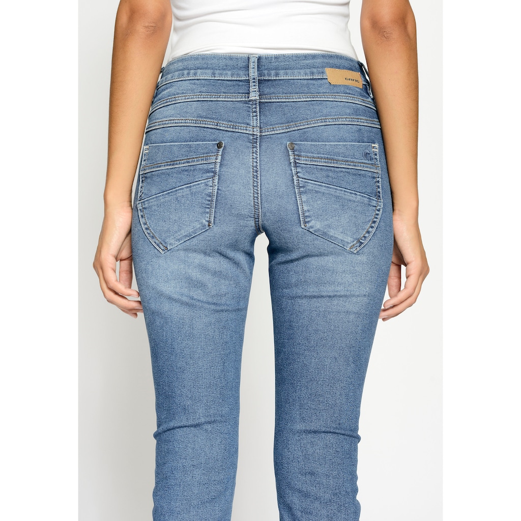 GANG Skinny-fit-Jeans »94MORA«, mit 3-Knopf-Verschluss und Passe vorne