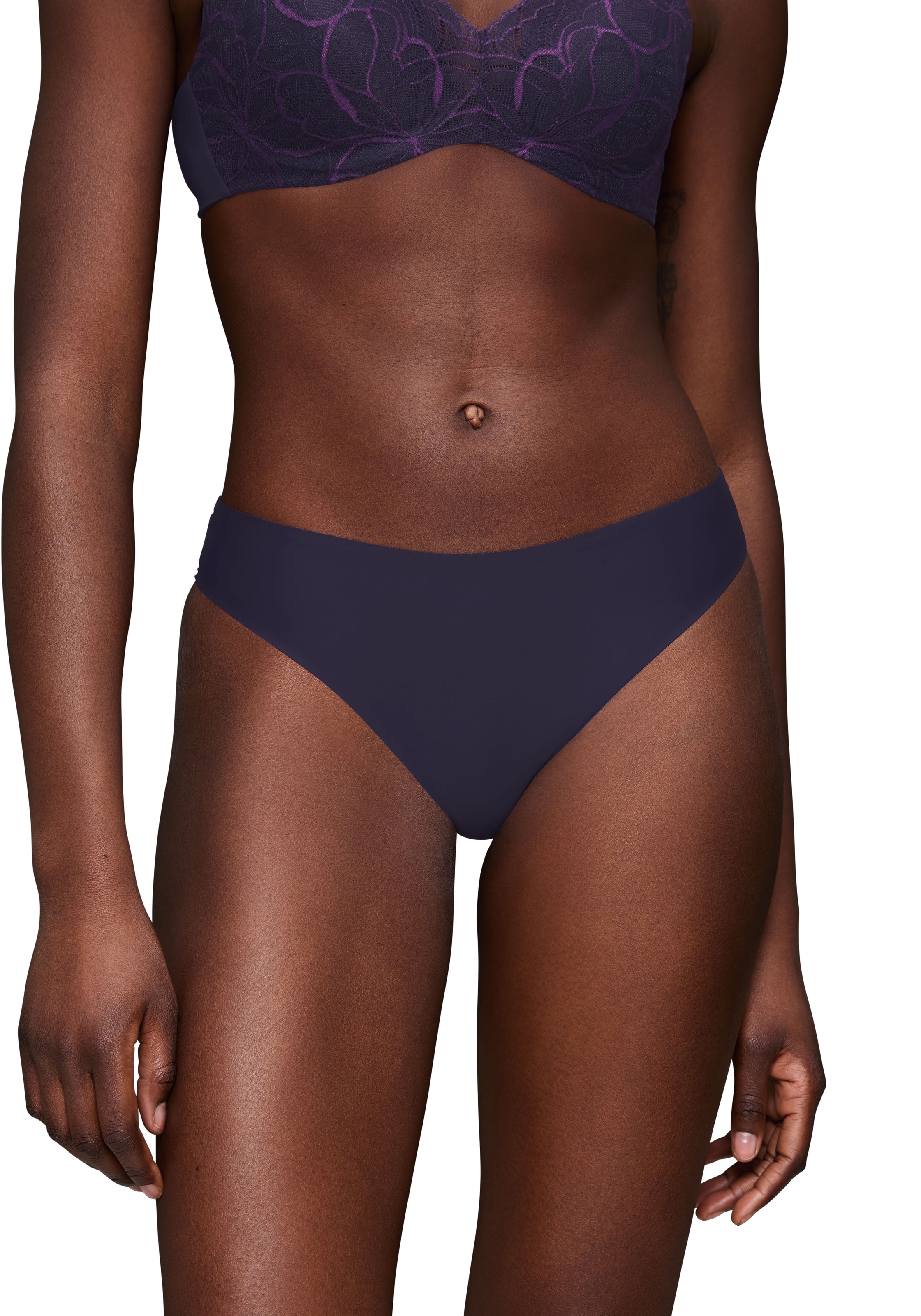 Triumph "Body Make-Up Illusion Lace" florale Stretch-Spitze, hoher Beinausschnitt, weiche Microfaser