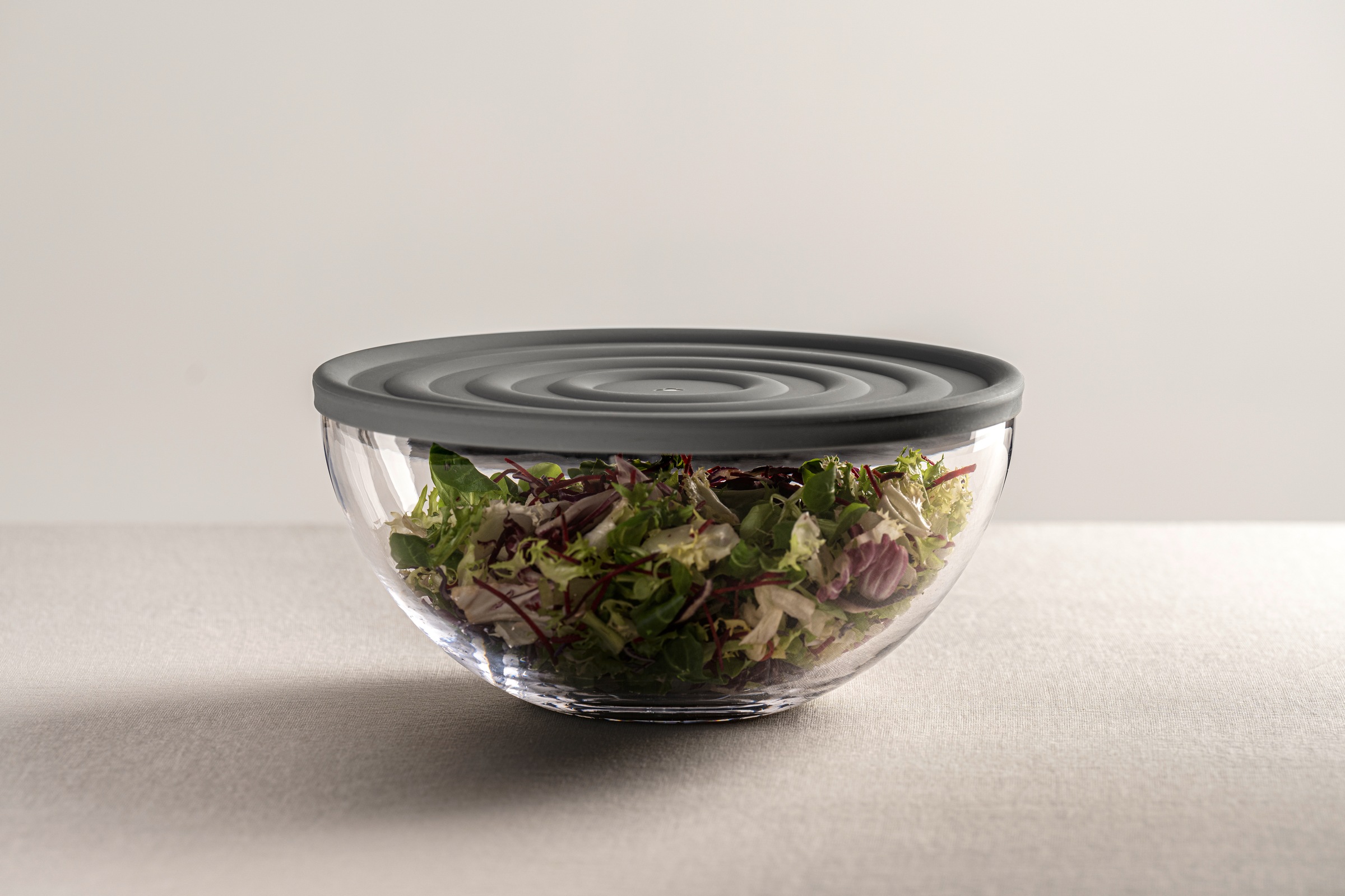LEONARDO Schale »CUCINA, Ø 28 cm, 1 Schüssel mit Silikondeckel«, 2 tlg., aus Glas, spülmaschinengeeignet