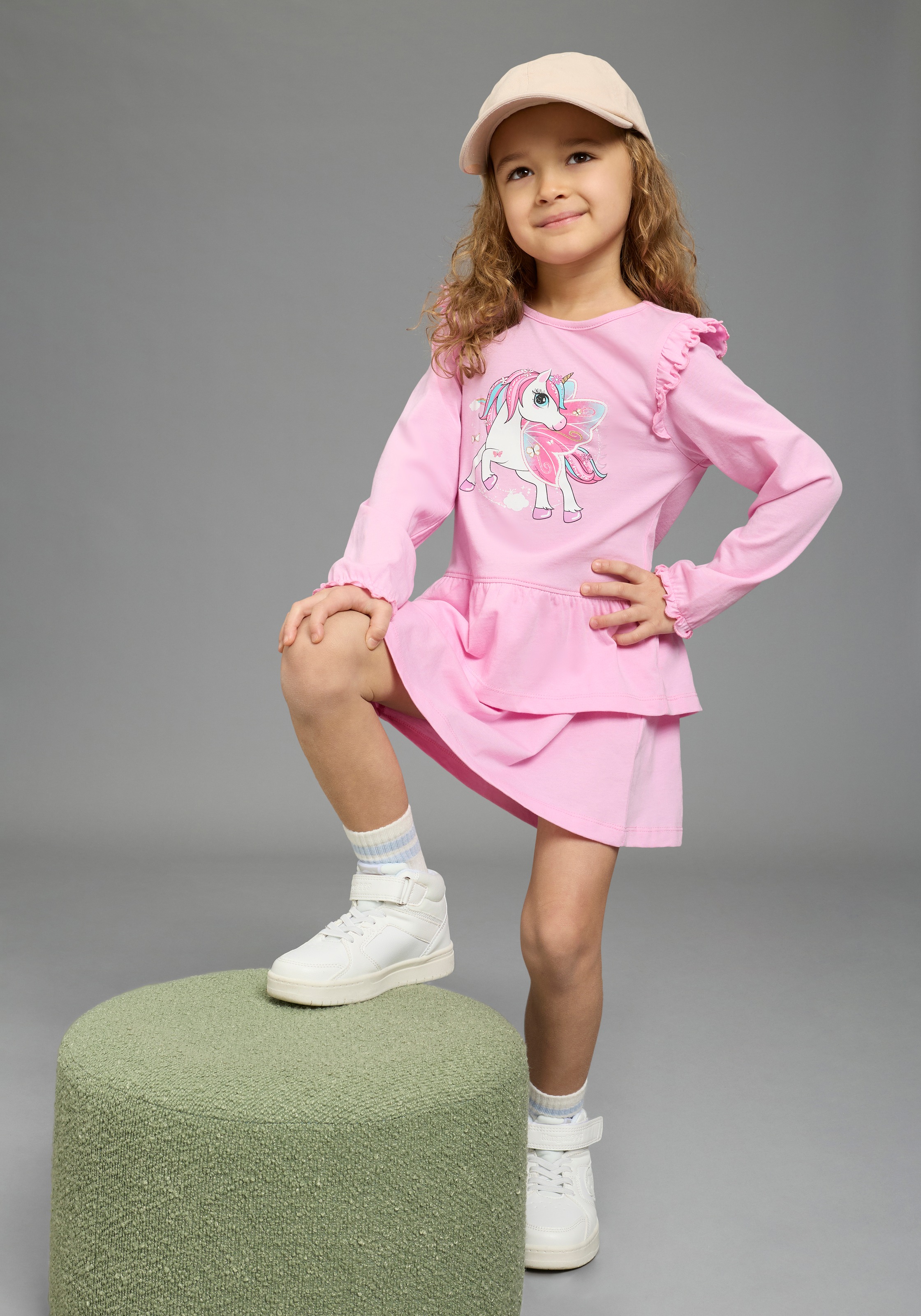 KIDSWORLD Jerseykleid »Süßes Shirtkleide mit Einhorn-Druck« für Mädchen, aus Single Jersey aus Baumwolle