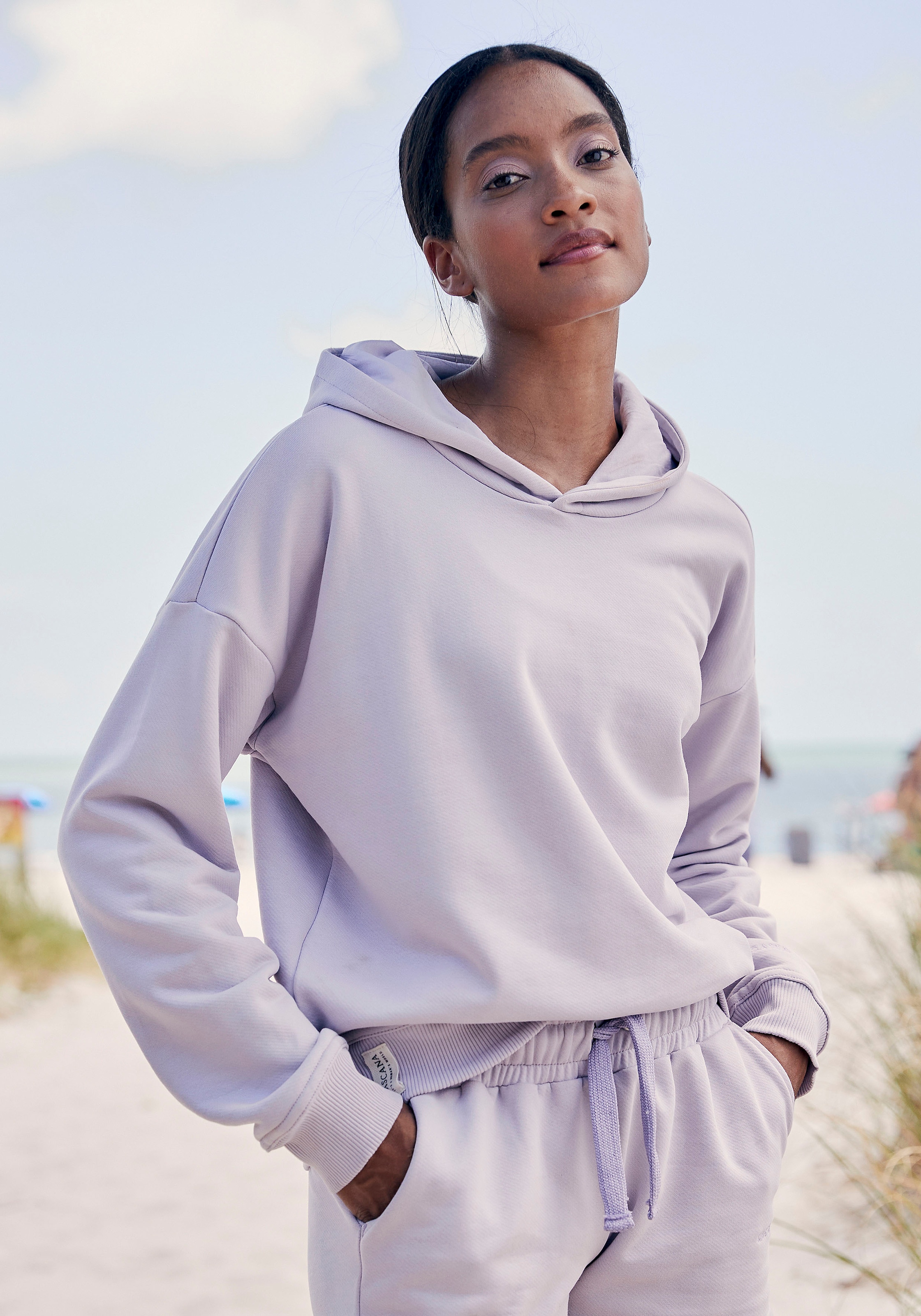 LASCANA Hoodie, aus organischer Baumwolle, Loungewear