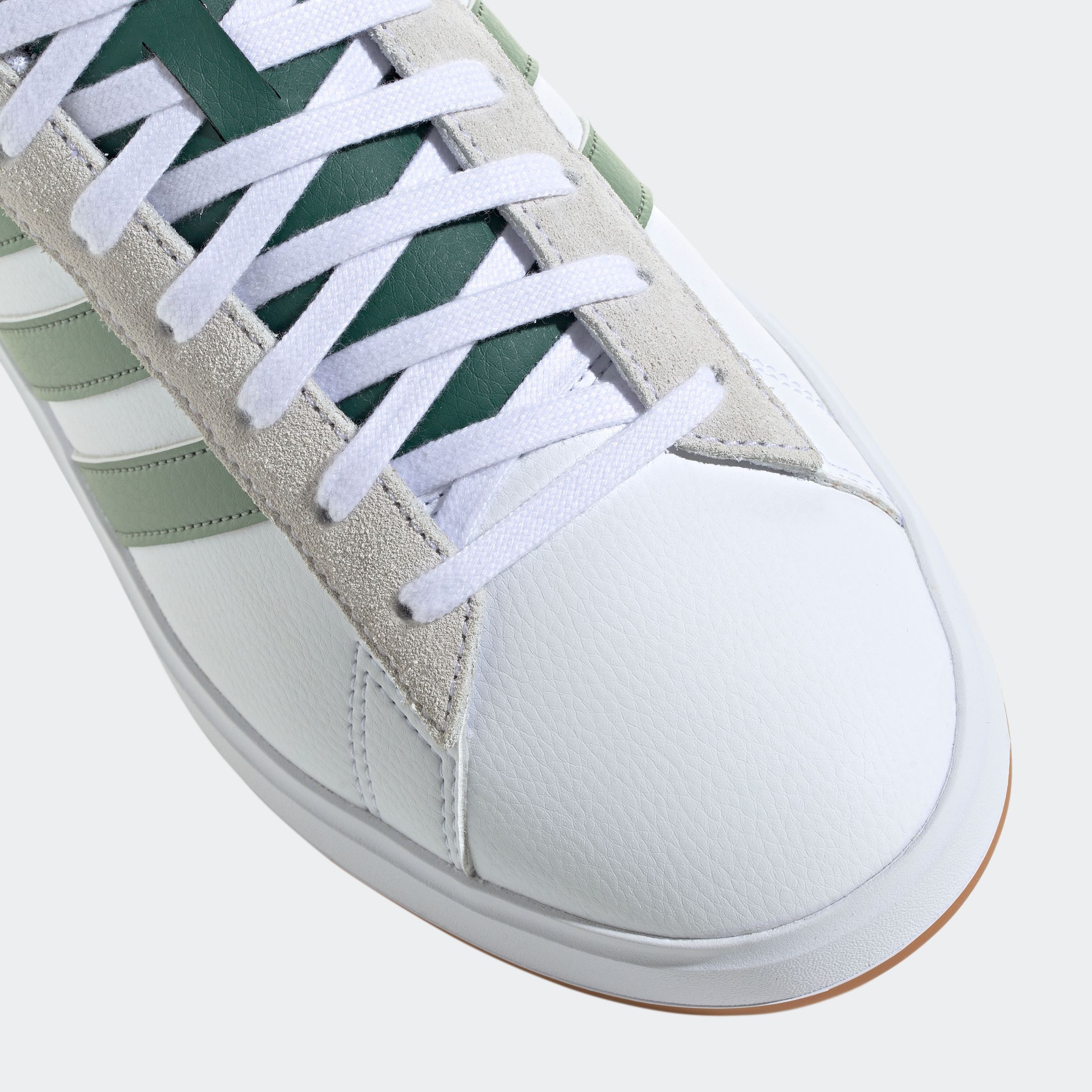 adidas Sportswear Sneaker »GRAND COURT 2.0«, Design auf den Spuren des adidas Superstar