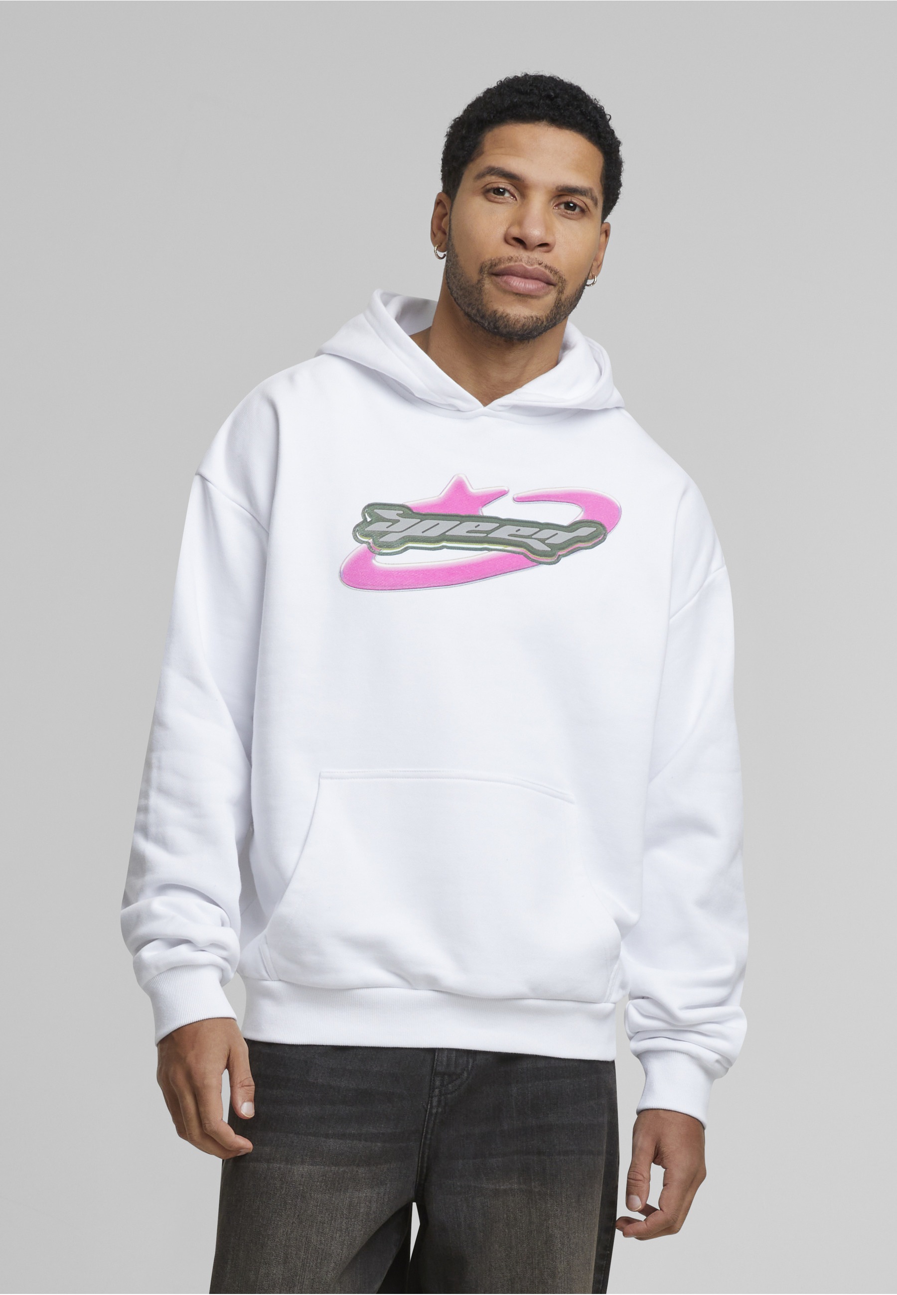 Thumbnail - Upscale by Mister Tee Kapuzenpullover "Upscale by Mister Tee Herren Speed Logo Hoodie" 1 Stk.