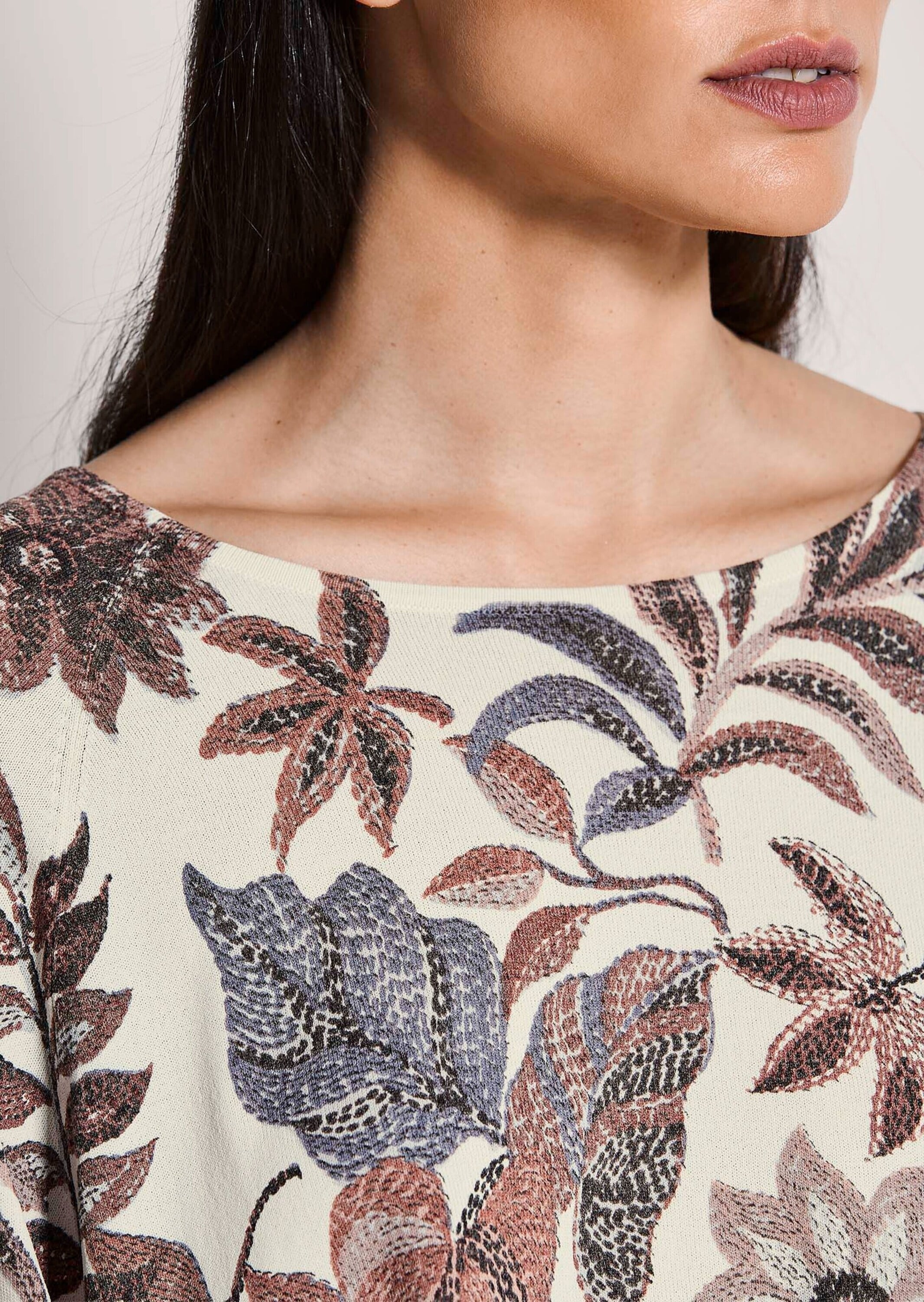 MADELEINE Longpullover »Viskosepullover Druckpullover mit floralem Muster« Durchgehende Muster