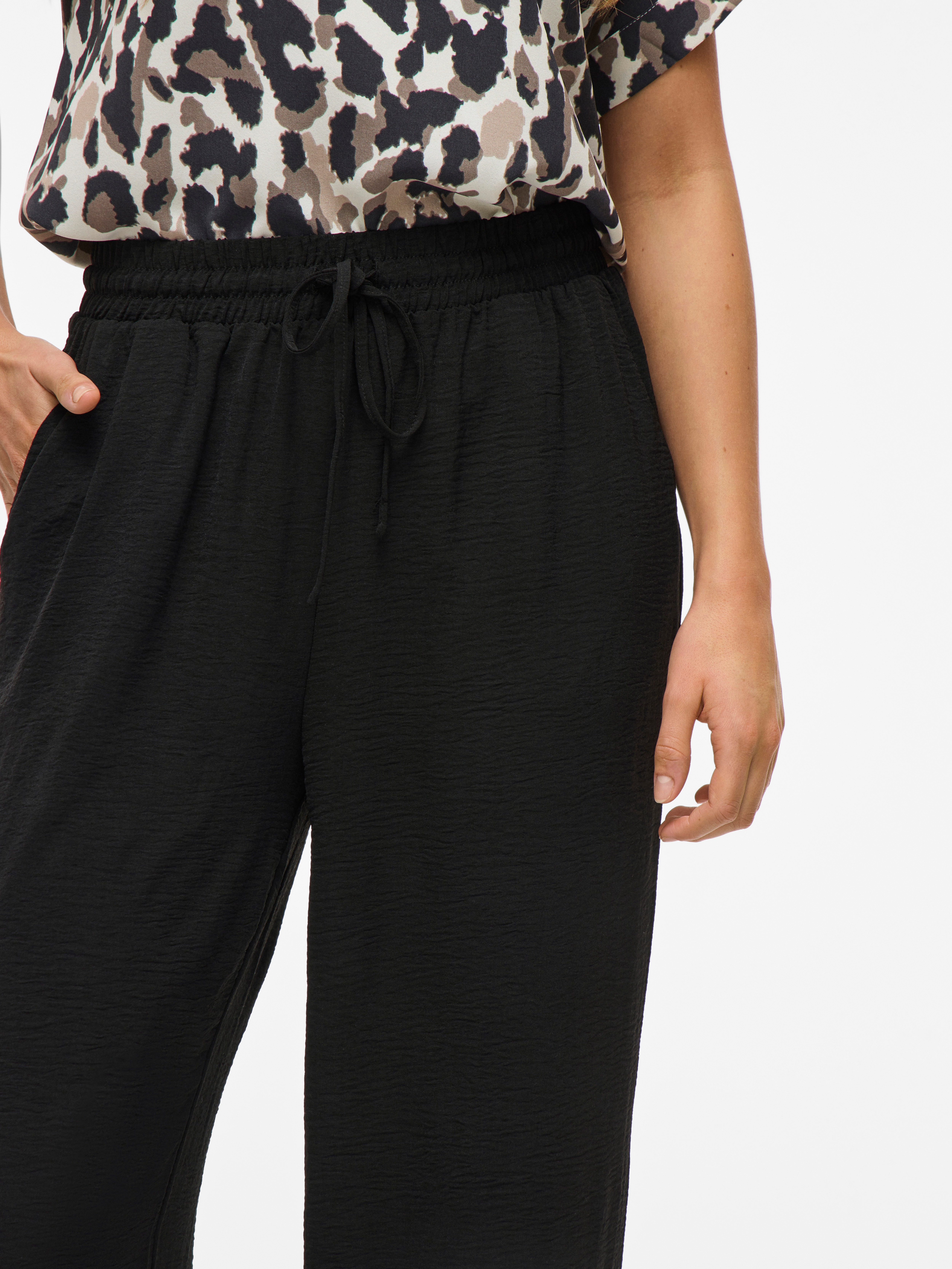 Thumbnail - Vila Schlupfhose "VIJOSA HW WIDE PANTS - NOOS" Sommerhose