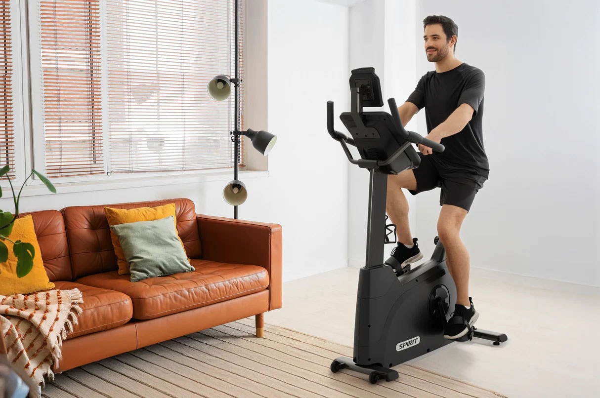 Spirit Fitness Heimtrainer »Spirit Fitness Ergometer XBU55 ENT« Touchscreen mit Apps