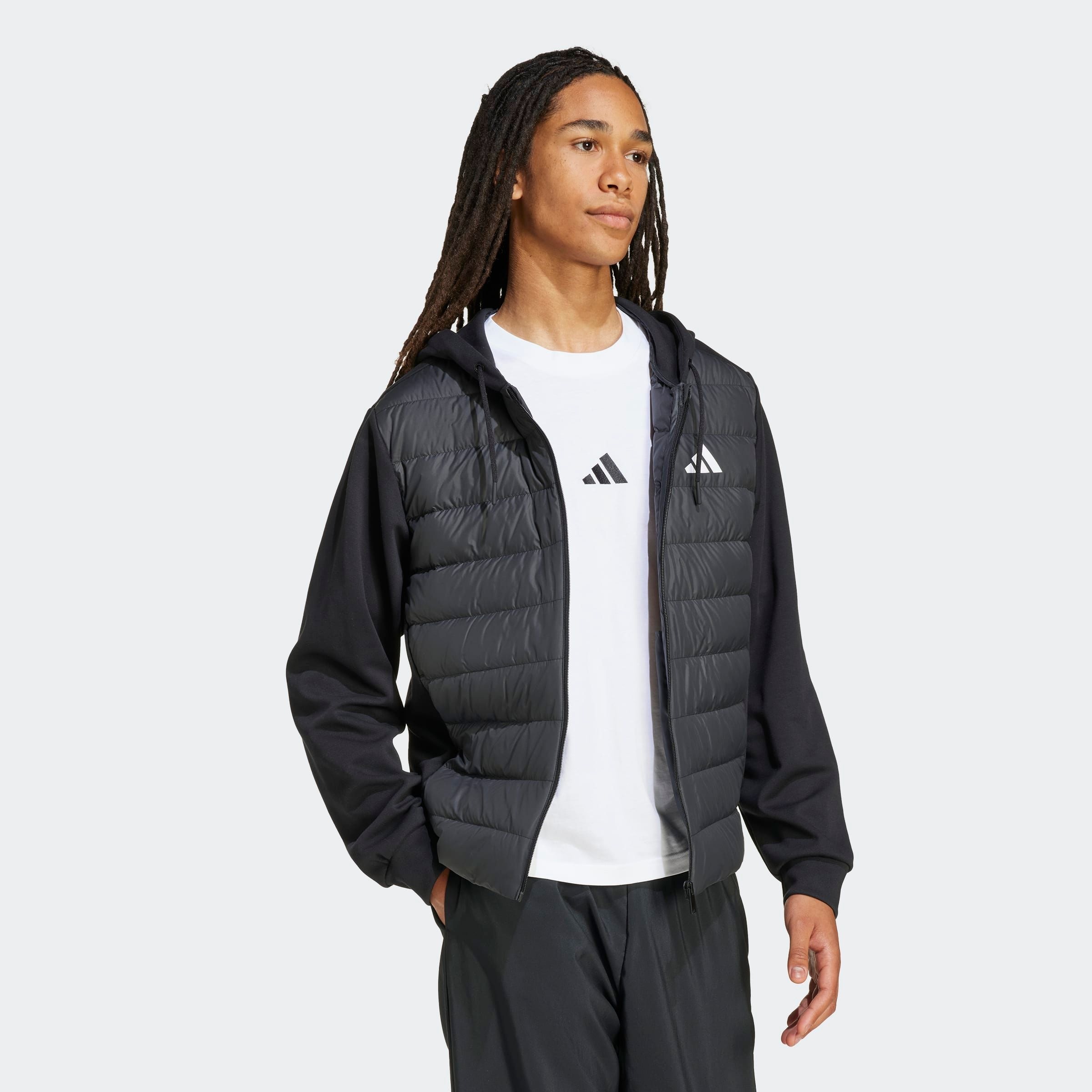 adidas Sportswear Outdoorjacke "ESSENTIALS CLIMAWARM LEICHTE MIT KAPUZE" günstig online kaufen