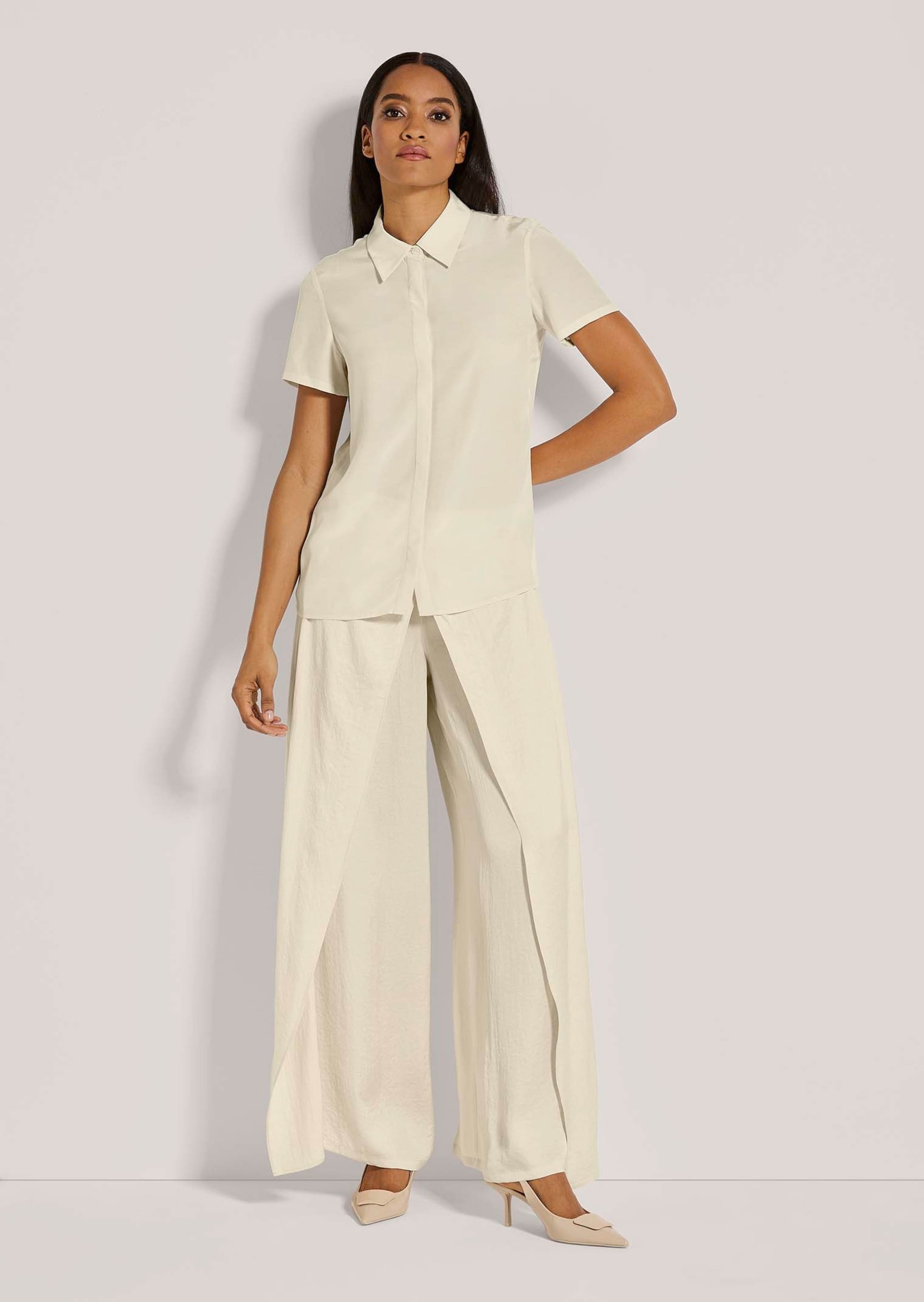 MADELEINE Kurzarmbluse "Hemdbluse Elegante Sommerbluse mit Hemdkragen" günstig online kaufen