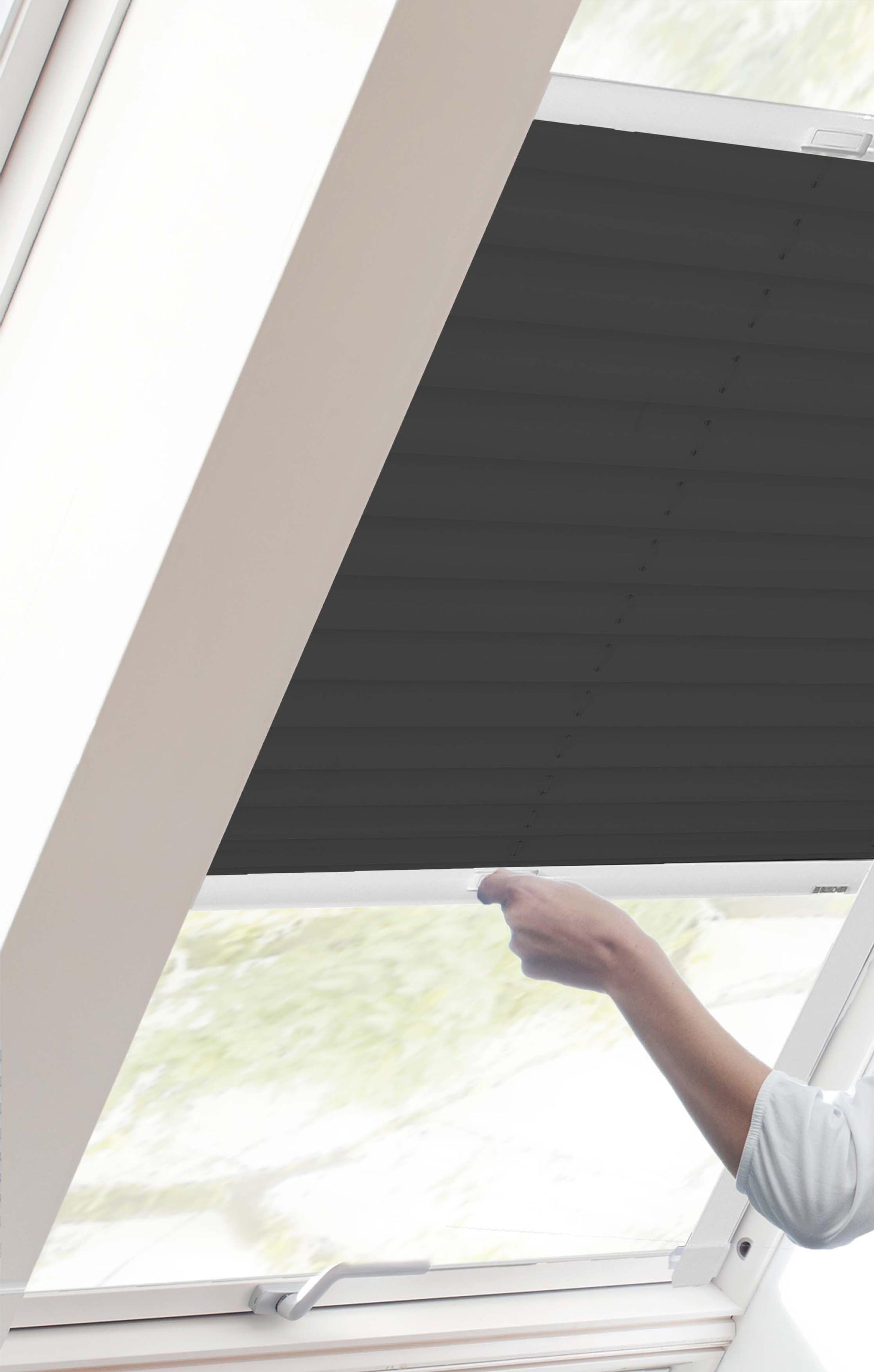 Lichtschutz, Führungsschienen »StartUp Dachfensterplissee Crepe«, mit sunlines kaufen Style verspannt, BAUR |