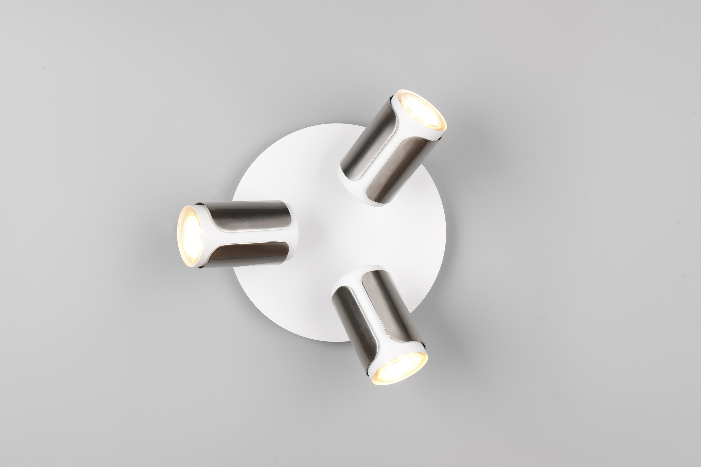 TRIO Leuchten Deckenstrahler »GILLAN, Spot 3-flammig, exkl 3x GU10 max 10W, Ø 30 cm Höhe 16 cm«, 3 flammig, Leuchtmittel GU10 | Leuchtmittel wechselbar, GU10 Deckenspot 3er Rondell für Küche Flur, Spots schwenkbar, IP20