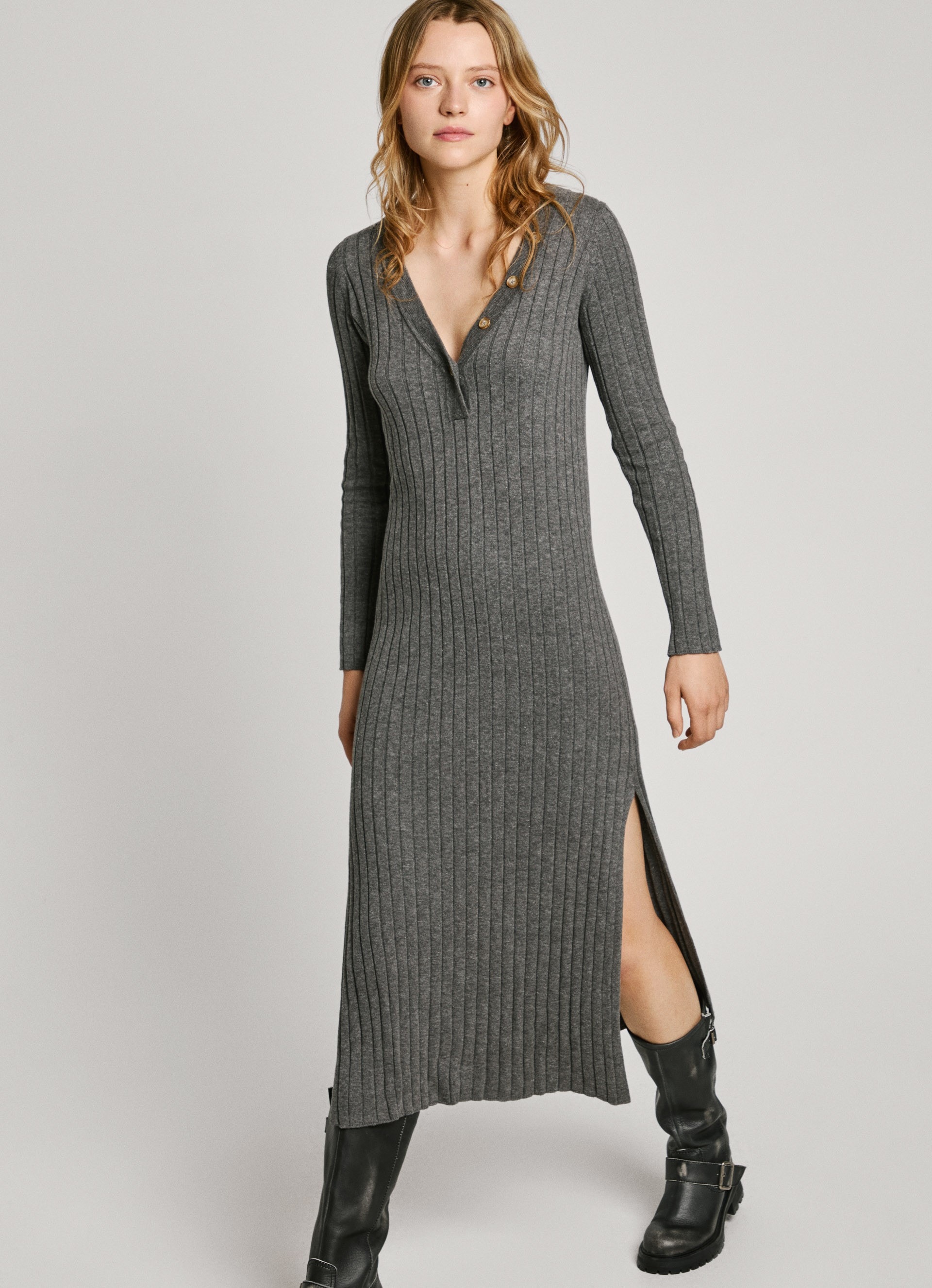 Pepe Jeans Strickkleid »IZABEL DRESS«, mit dekorativer Knopfleiste