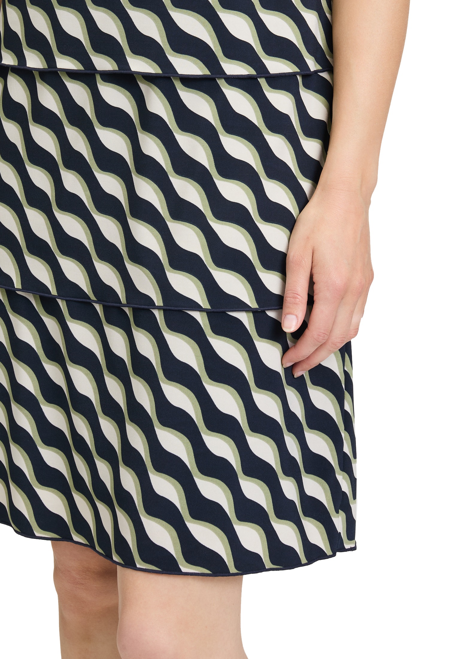 Betty Barclay Sommerkleid »Betty Barclay Stufenkleid kurzarm«