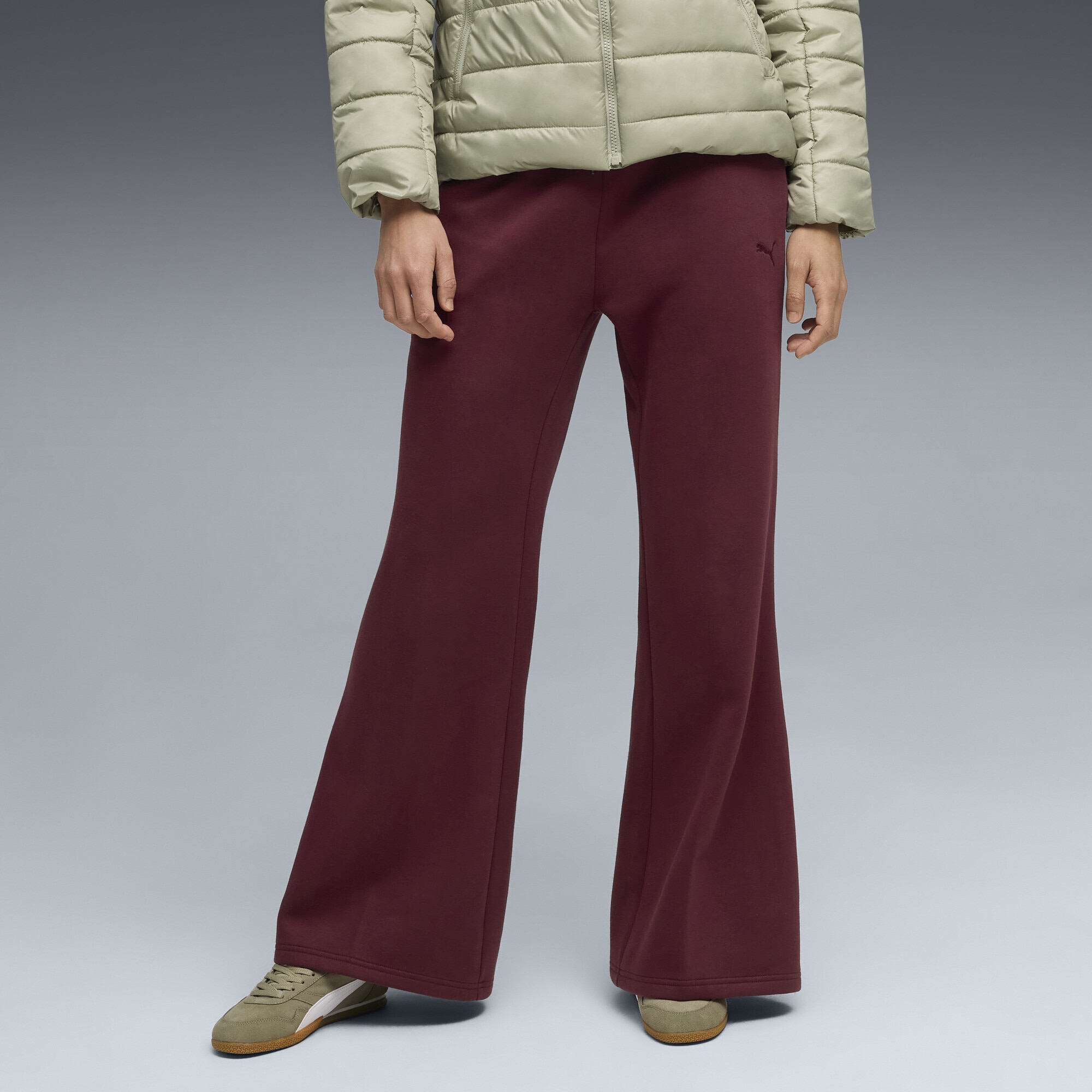 PUMA Sporthose »HER Bequeme Straight Fit High-Waist-Hose Damen«