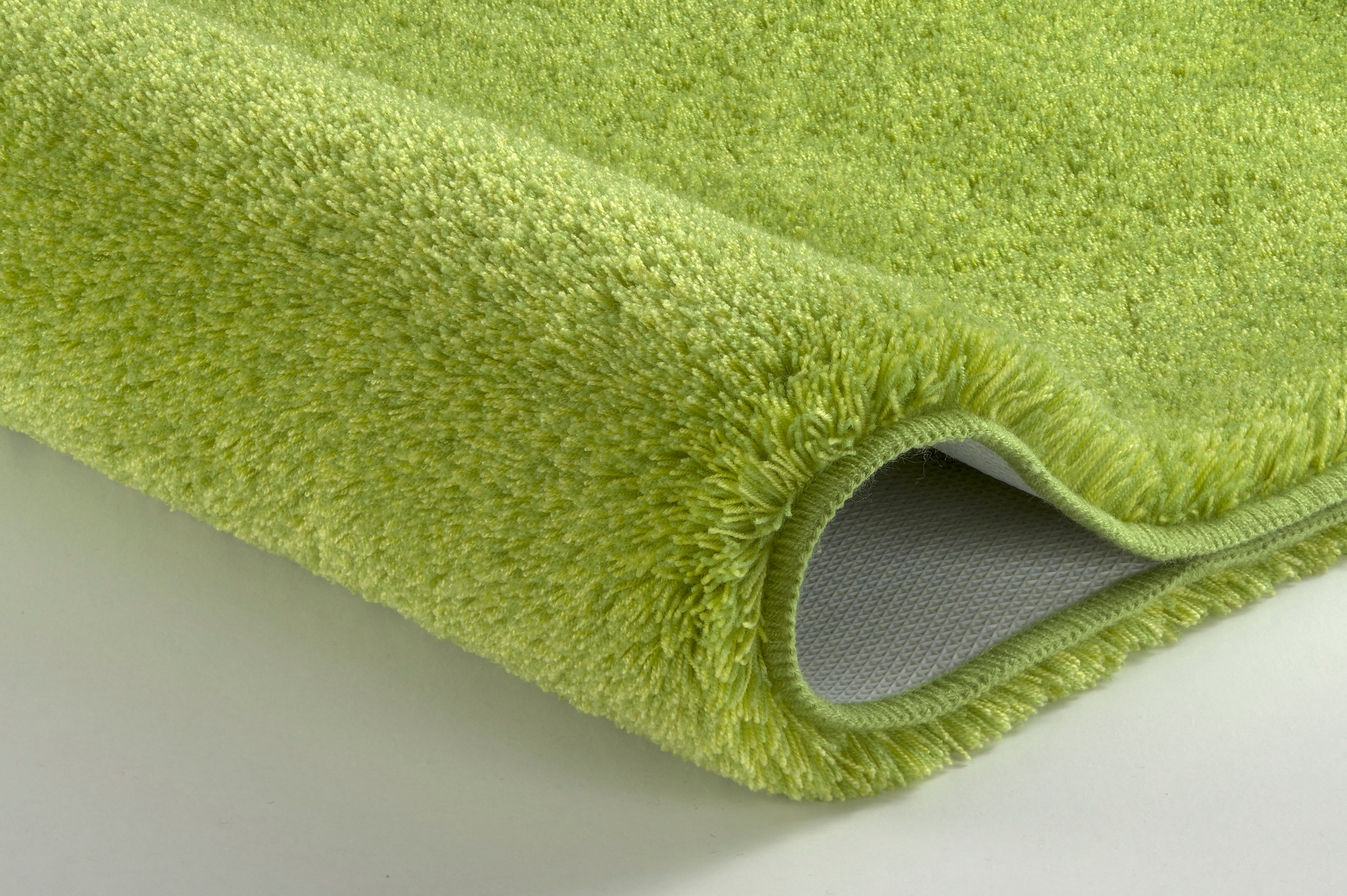 Kleine Wolke Badematte »RELAX«, rutschhemmend beschichtet, fußbodenheizungsgeeignet, Badteppich, Uni Farben, rechteckig, rund & als Set erhältlich
