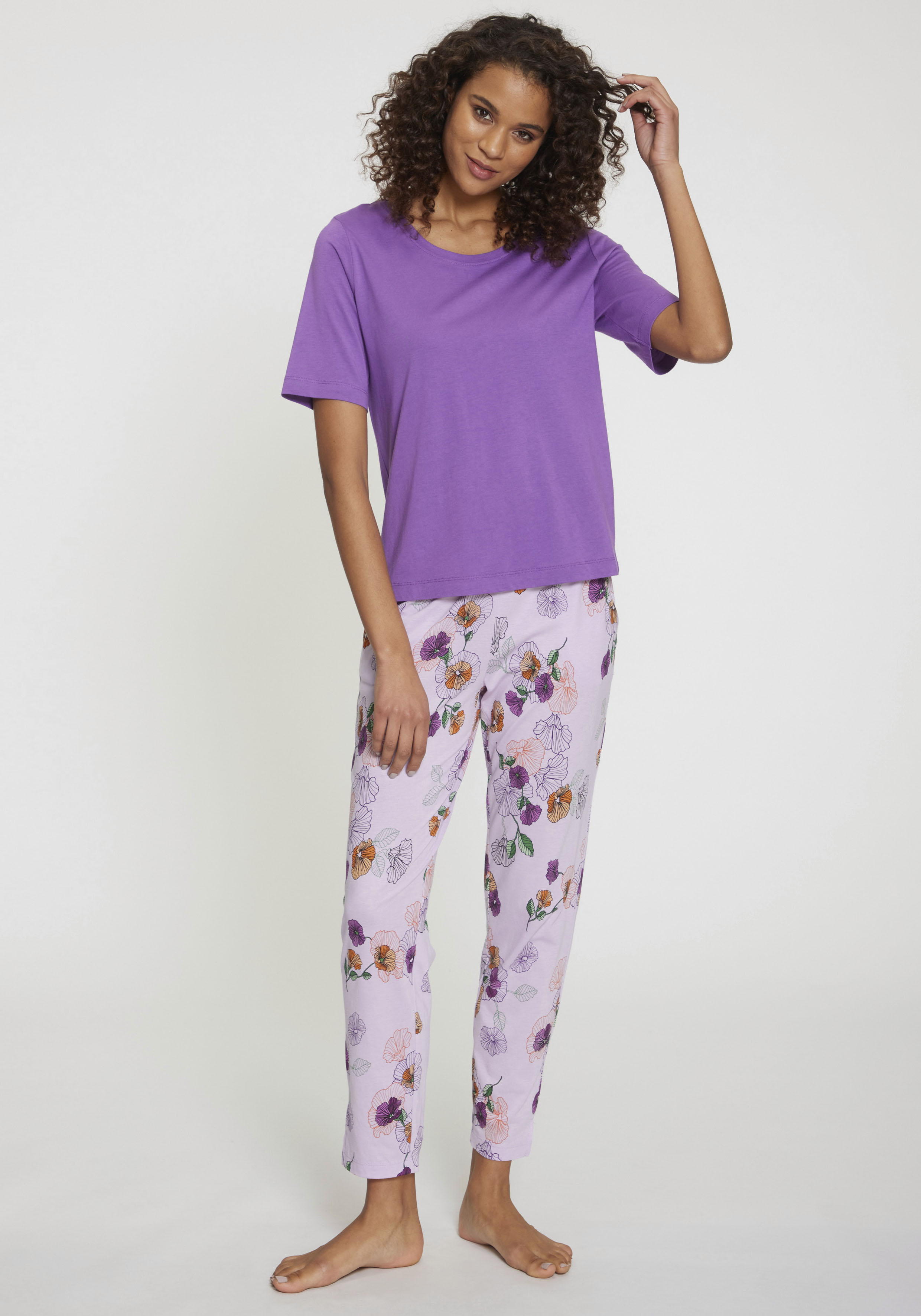 Vivance Dreams by Lascana Pyjama Set, 2 tlg. mit Blumen-Druck