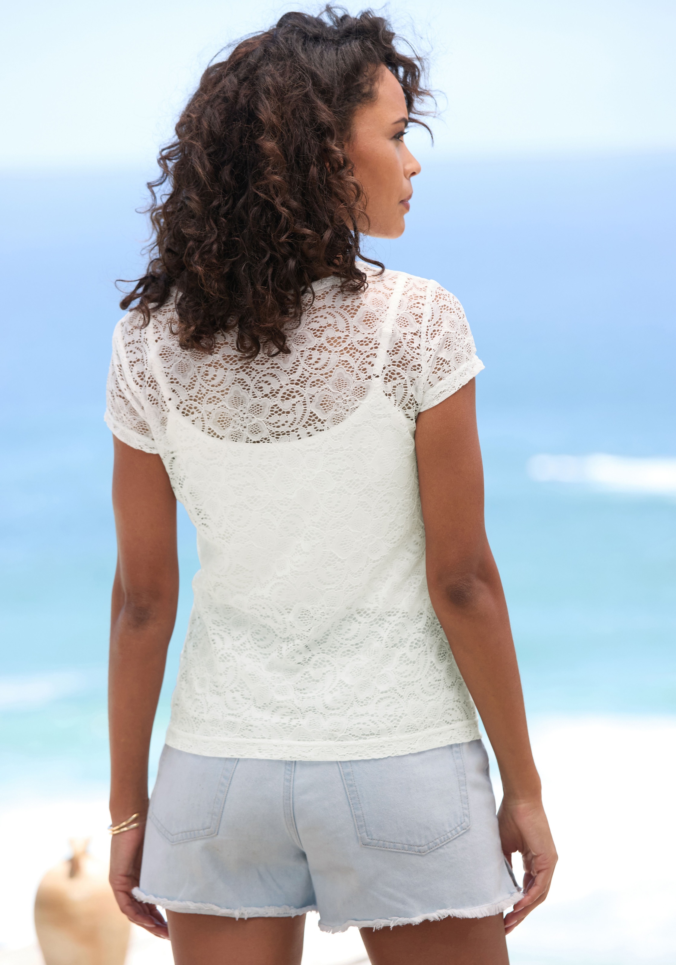 Thumbnail - LASCANA Spitzenshirt Packung, mit Spaghettitop, T-Shirt aus transparenter Spitze mit Blumenmuster, Partyshirt